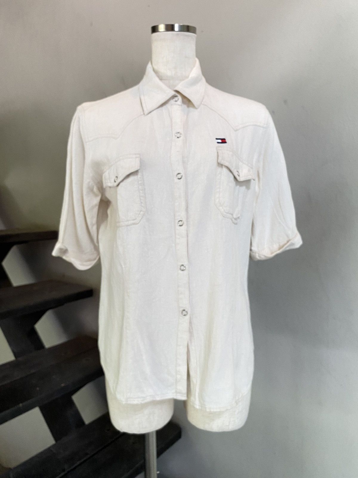 Tommy Hilfiger Tommy Hilfiger Off-White Shirt Size S / US 4 / IT 40 - 7 Thumbnail