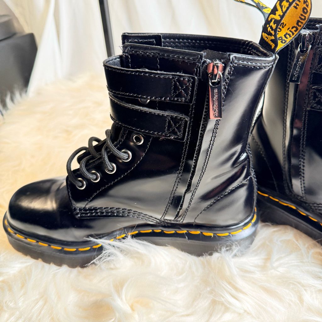 Dr. Martens RARE Dr. Martens 1460 ALT Double Strap - Women’s 6 Size US 6 / IT 36 - 9 Thumbnail