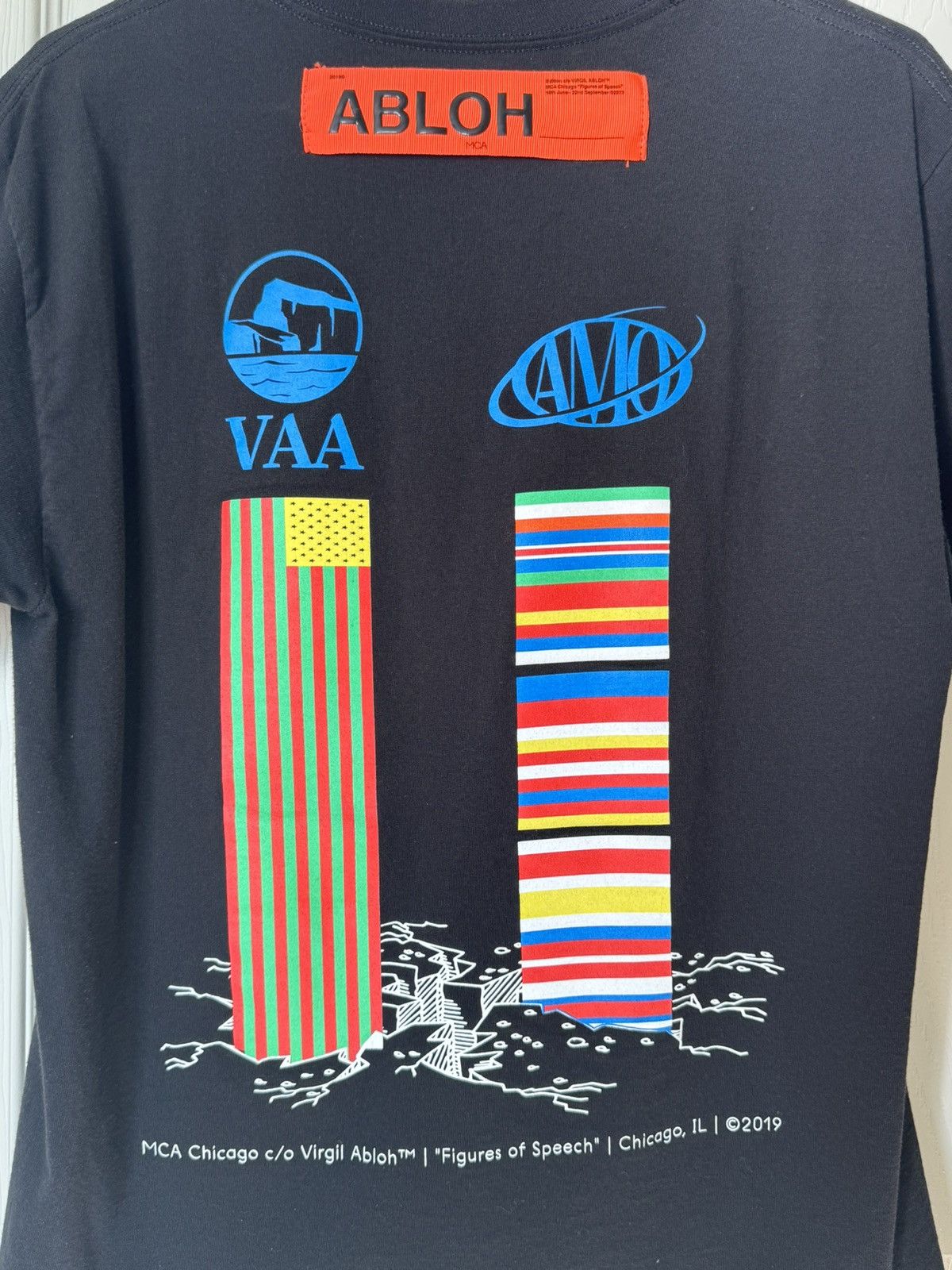 Off-White Off-White “Figure of Speech” MCA pop-up Size US M / EU 48-50 / 2 - 4 Thumbnail