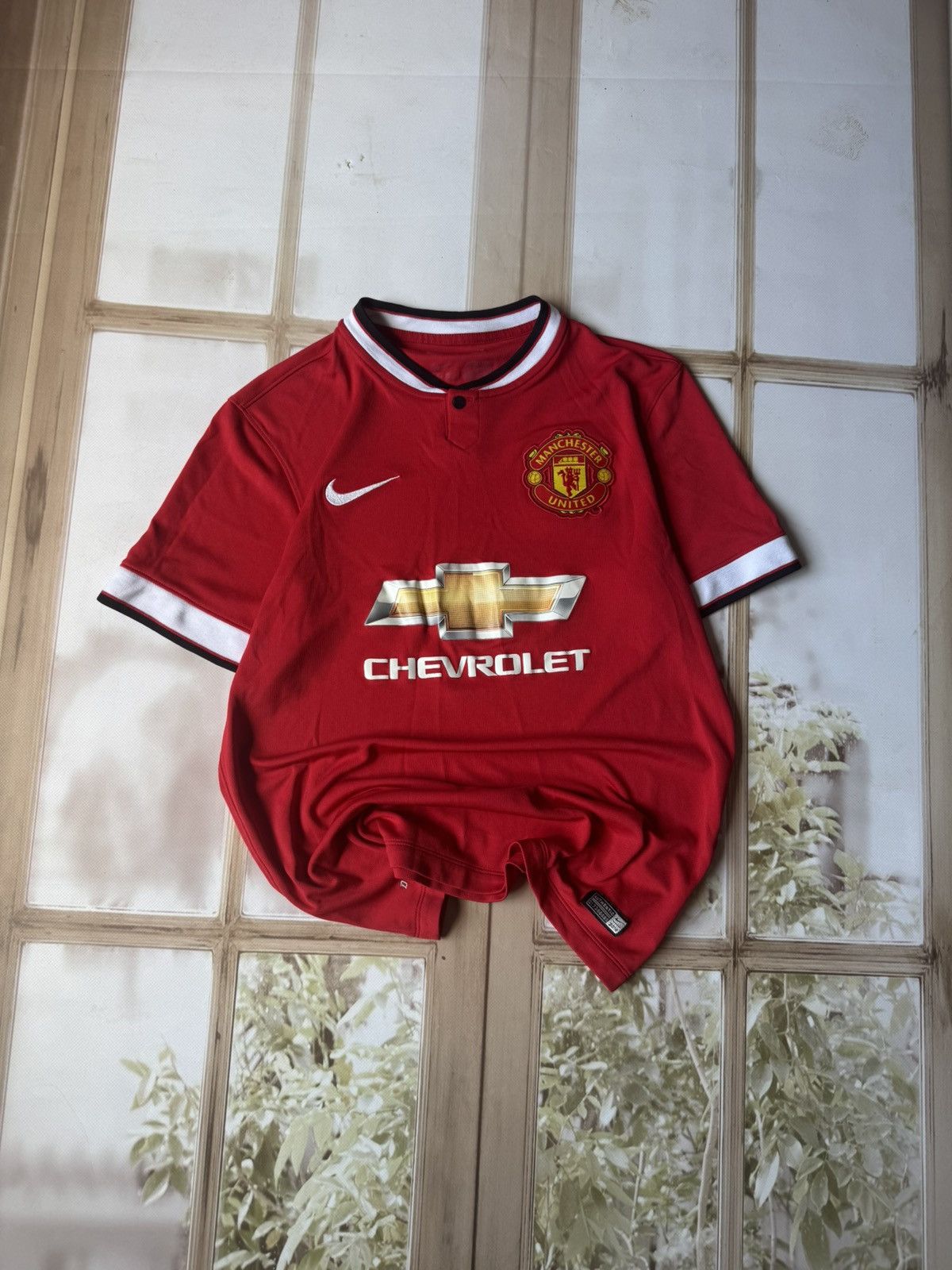 Nike Vintage Nike Manchester United 2014/15 Home Jersey - Size US M / EU 48-50 / 2 - 1 Thumbnail