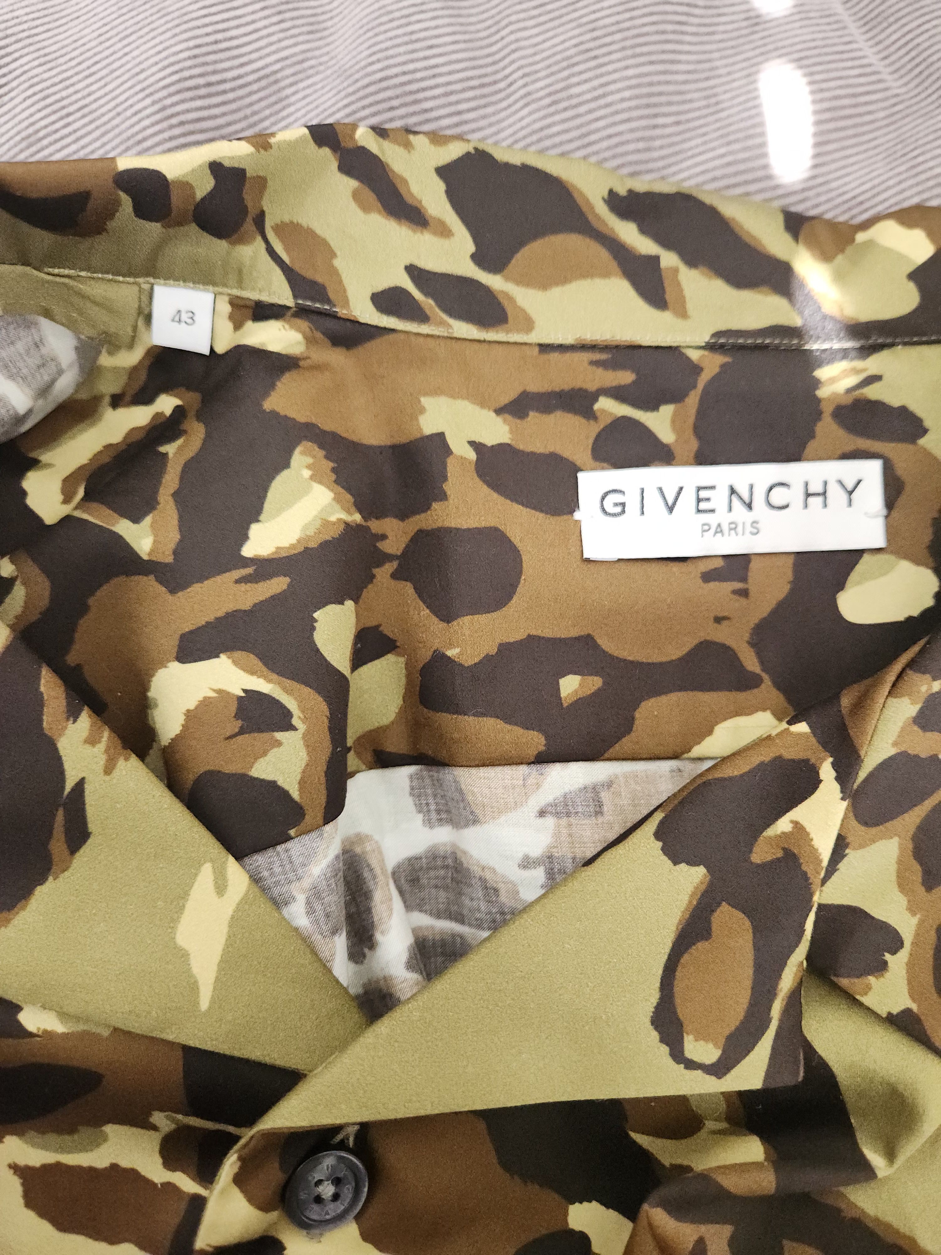 Givenchy Givenchy Camouflage Camp Shirt Size US XL / EU 56 / 4 - 4 Thumbnail