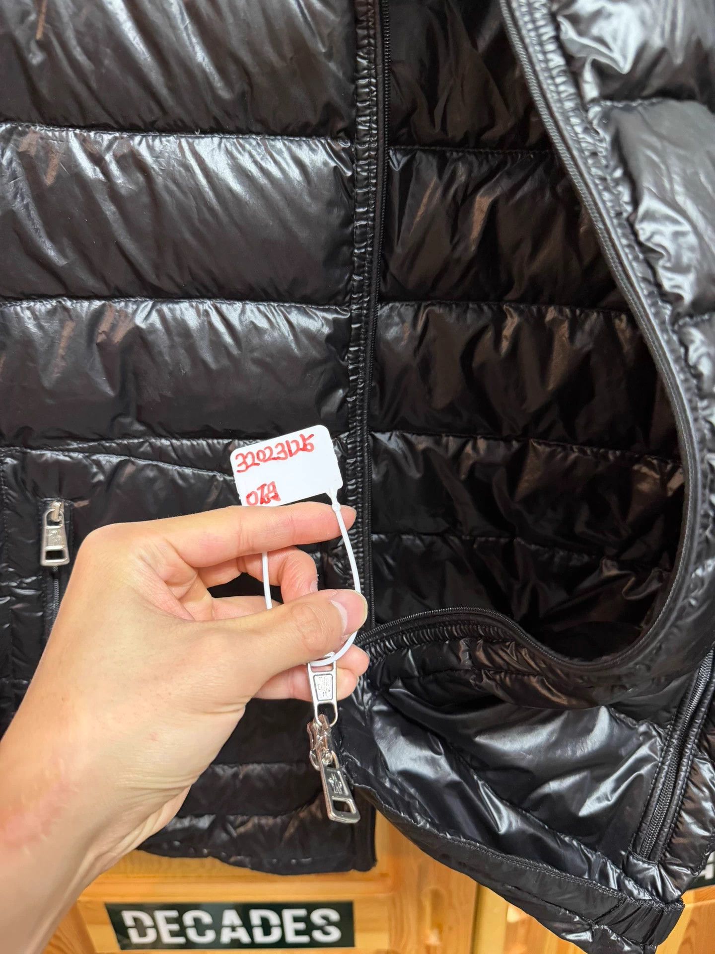 Moncler Moncler Acorus lightweight down jacket unisex 0 Size XS / US 0-2 / IT 36-38 - 5 Thumbnail