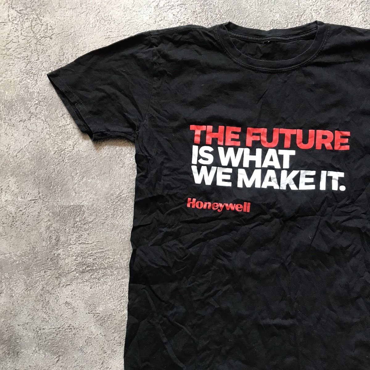 Vintage VINTAGE ADULT THE FUTURE IS WHAT WE MAKE IT SLOGAN FUNNY TEE Size US M / EU 48-50 / 2 - 2 Thumbnail