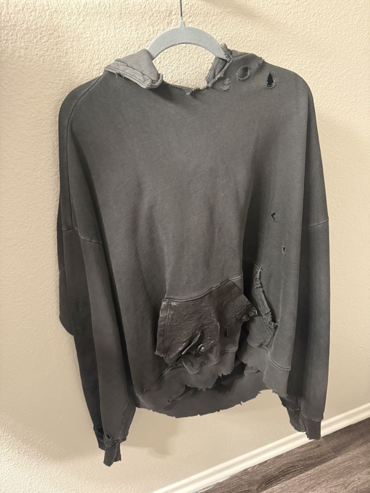 ALEXANDER DIGENOVA Alexander Digenova Christian long sleeve size 2
