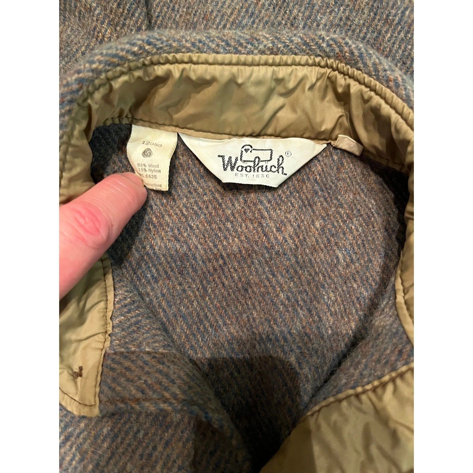 Woolrich Woolen Mills Woolrich Woolen Mills Gray Brown Herringbone Shirt M Size US M / EU 48-50 / 2 - 7 Thumbnail