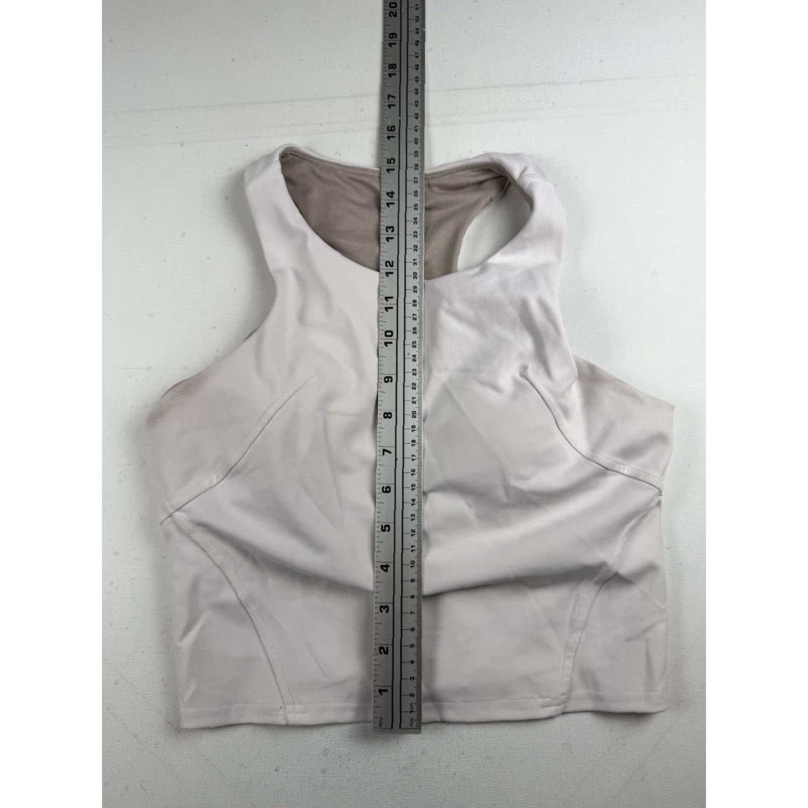 Lululemon Lululemon Tank Top Womens 6 White Invigorate Training Yoga Athleisure Jogging Tank Sleeveless Racerback Size M / US 6-8 / IT 42-44 - 4 Thumbnail