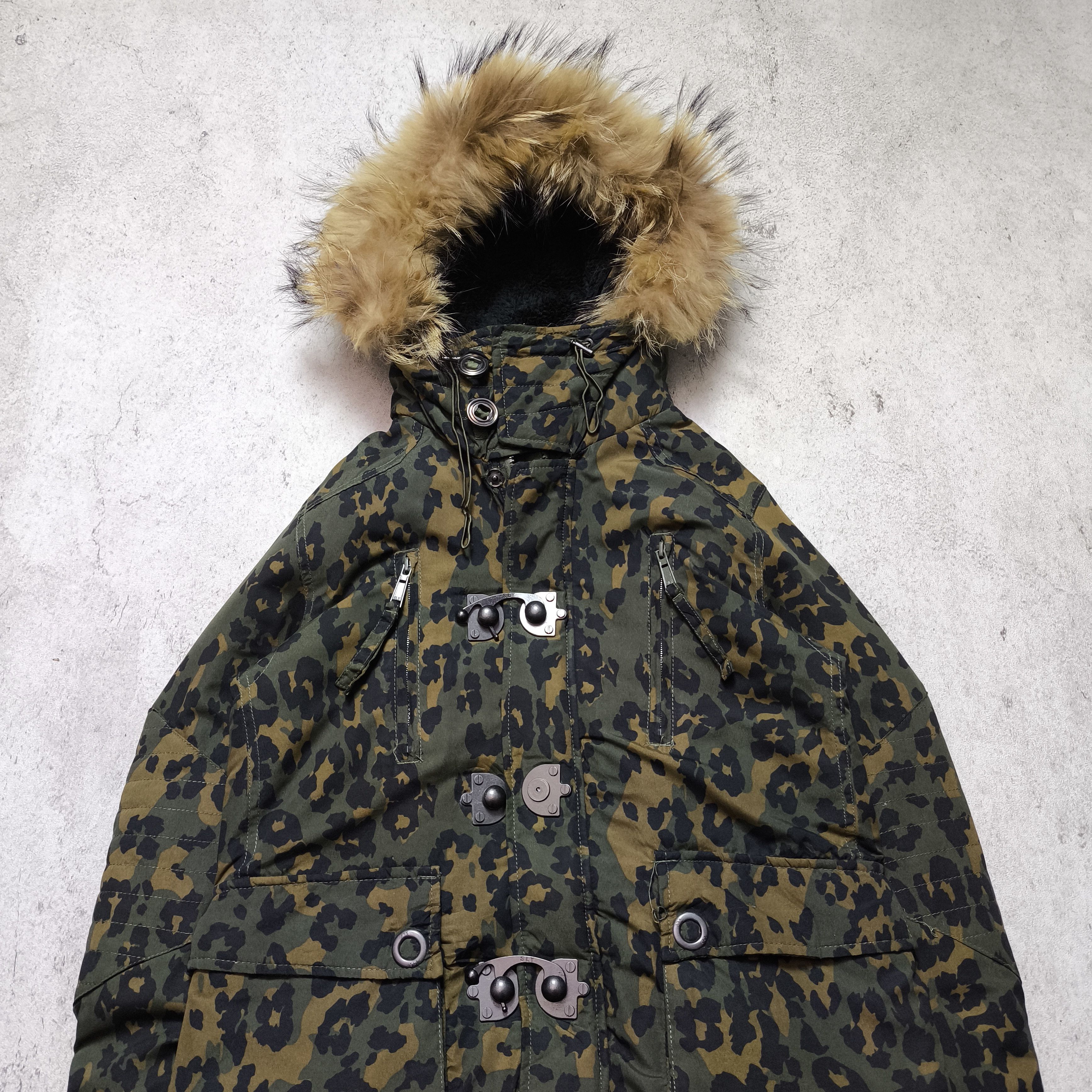 Le Grande Bleu (L.G.B.) SLY Camouflage Fur Racoon Jacket Size US M / EU 48-50 / 2 - 5 Thumbnail