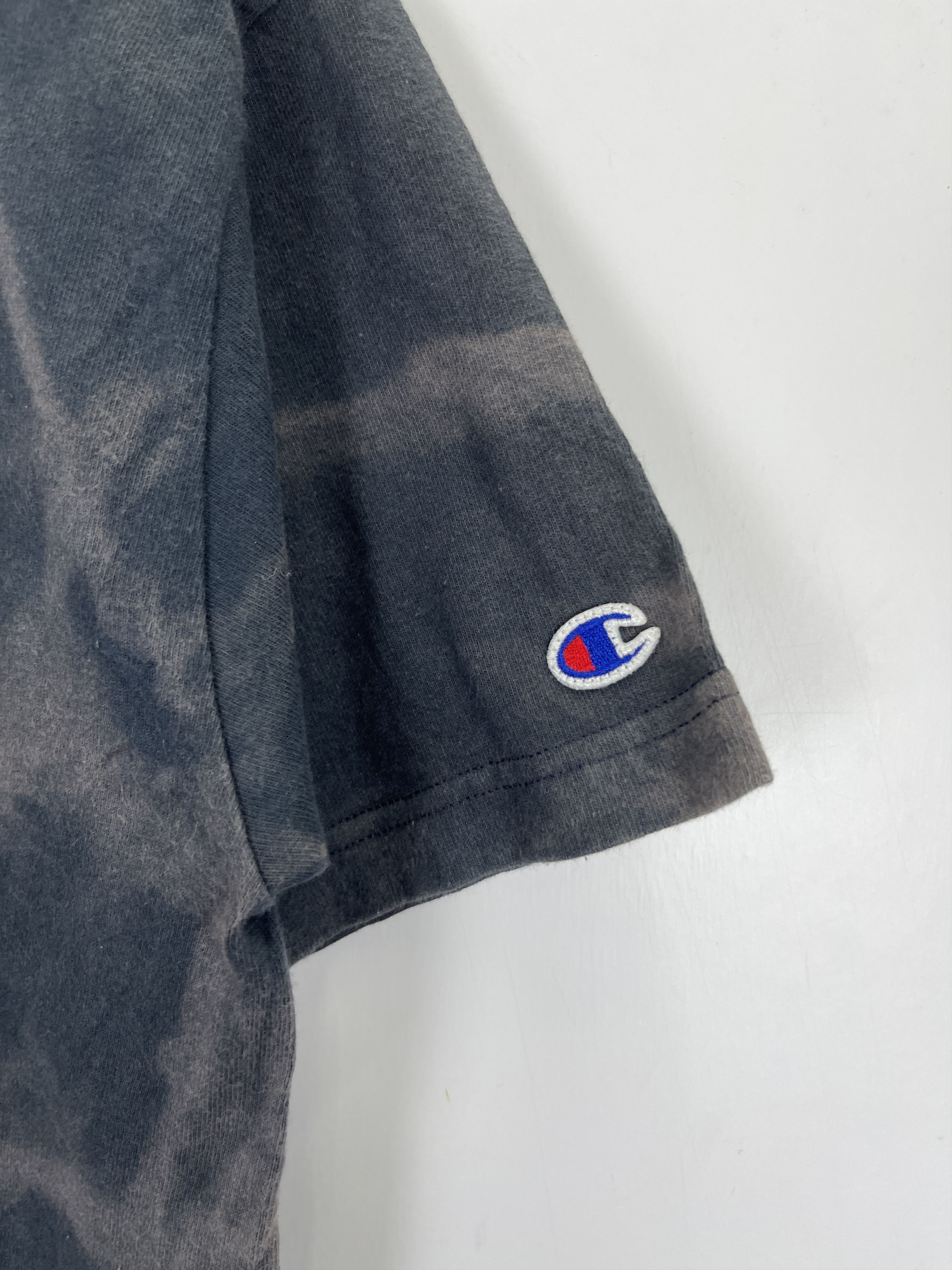 Champion × Vintage Vintage 90s Sun Faded Champion Single Pocket Tee TA0445 Size US M / EU 48-50 / 2 - 7 Thumbnail