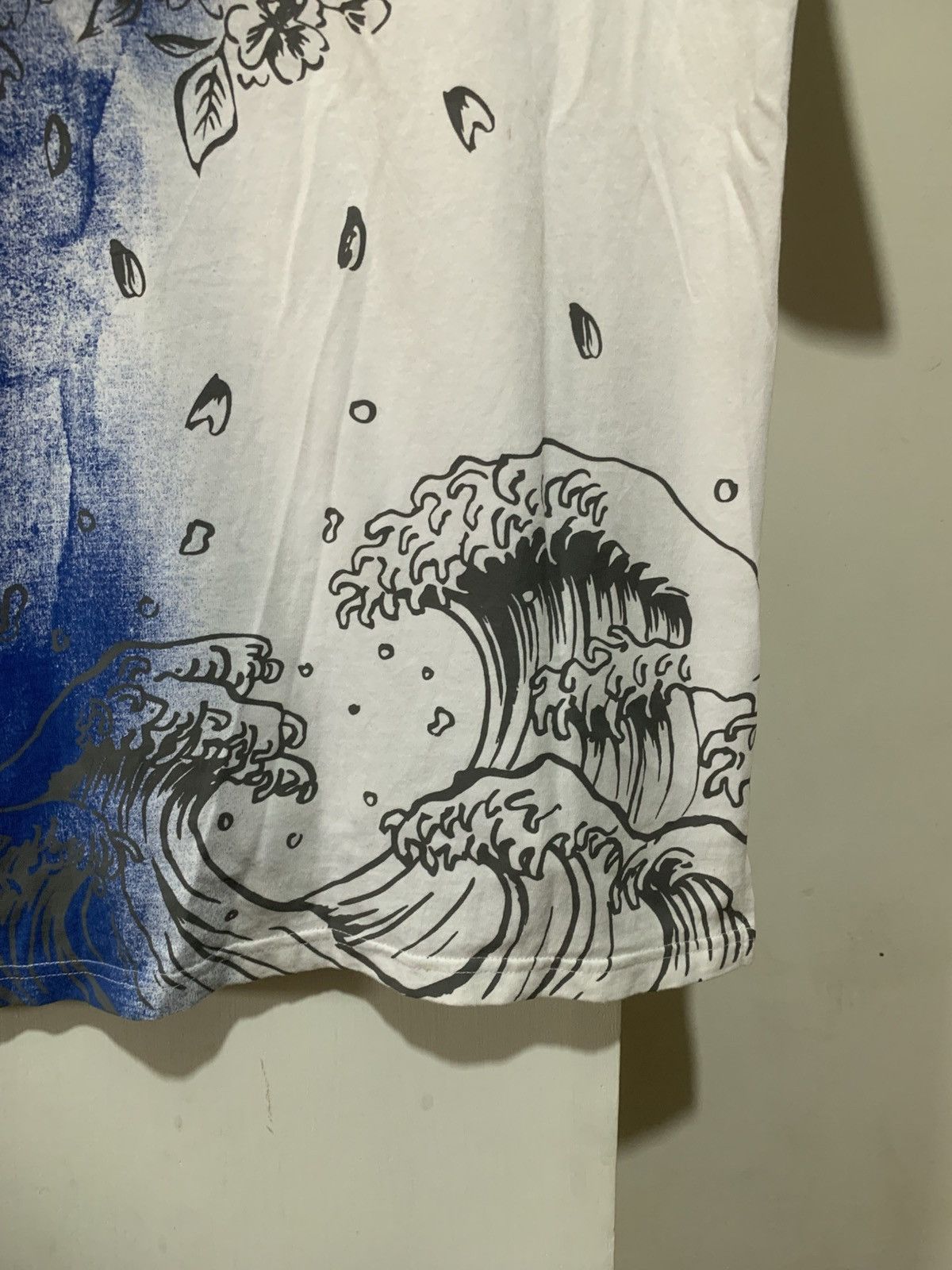 14th Addiction Japanese Wave and Flower All Over Print Tee Shirt Size US M / EU 48-50 / 2 - 15 Thumbnail