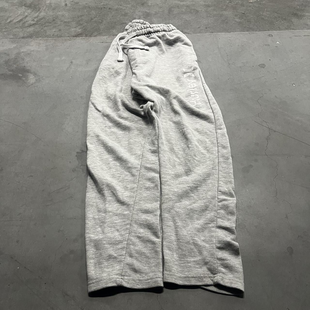 Hurley Vintage Y2K/2000s Hurley Grey Sweatpants! Size US 30 / EU 46 - 1 Thumbnail