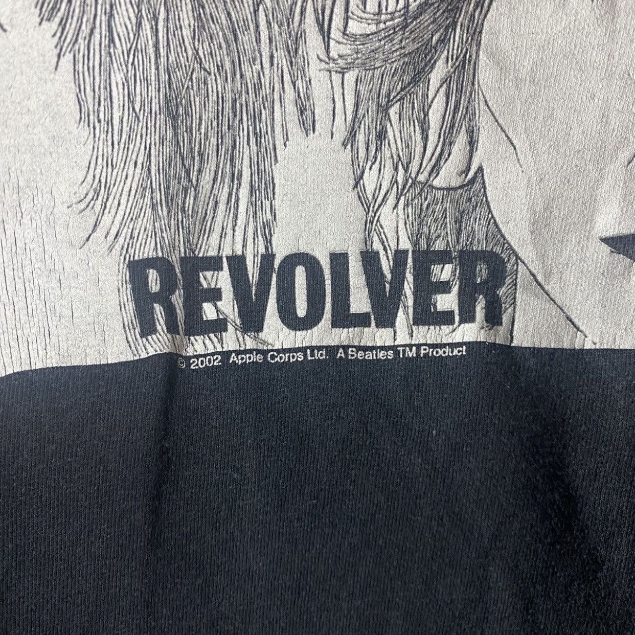 Band Tees Vintage Y2K The Beatles Revolver Album Cover Band T-Shirt Size US M / EU 48-50 / 2 - 6 Thumbnail
