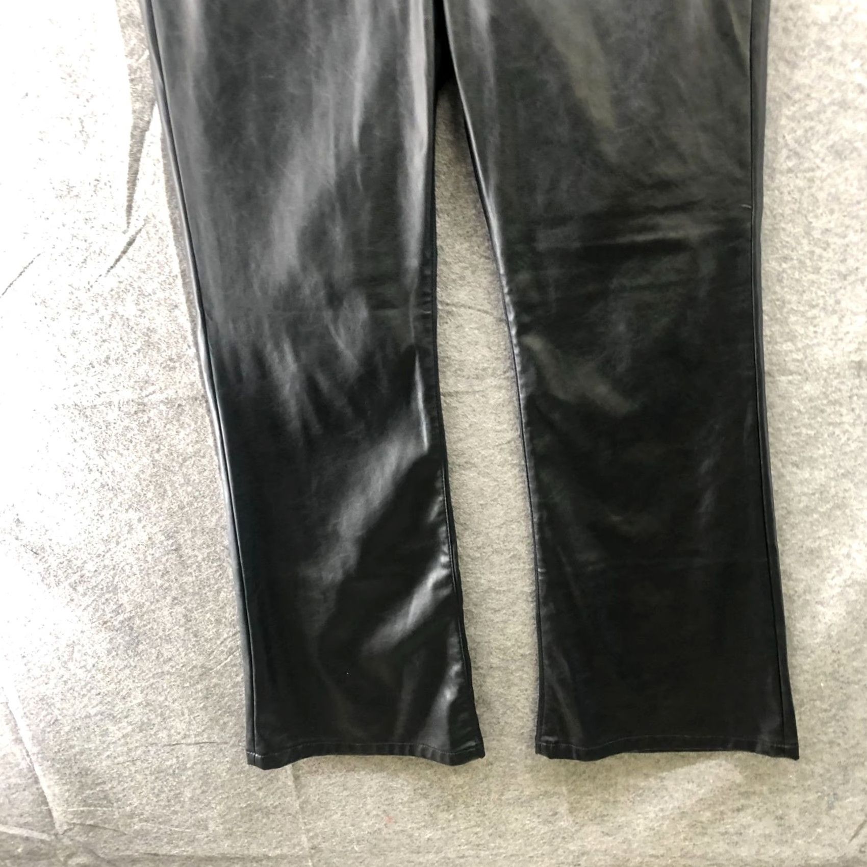Gap VINTAGE Gap 70s Flare High Rise Faux Leather Pants Womens 14 Black Stretch Rock Pants Size 36" / US 14 / IT 50 - 4 Thumbnail