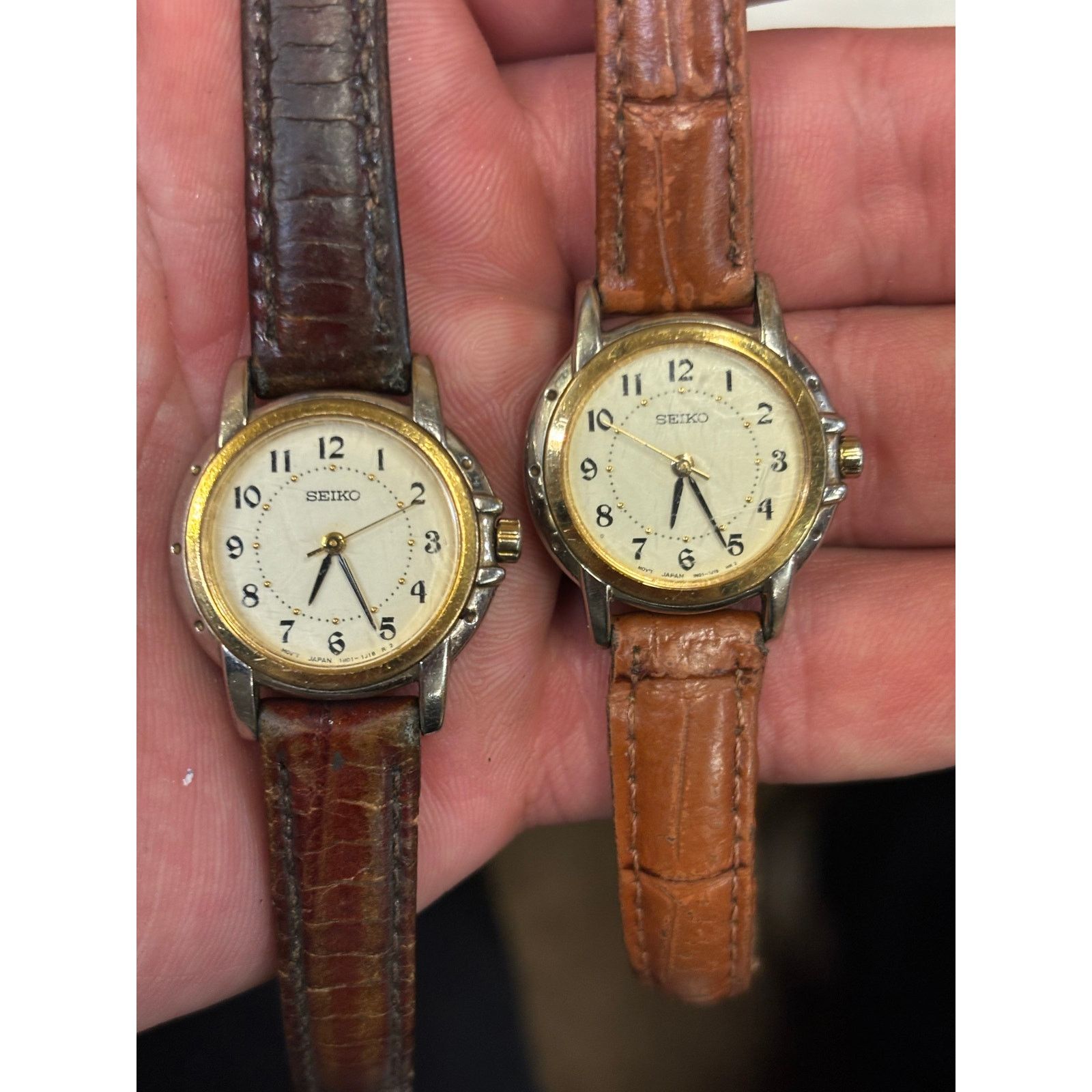 Seiko 2 Seiko Women’s Watches! New Batteries. Size ONE SIZE - 2 Thumbnail