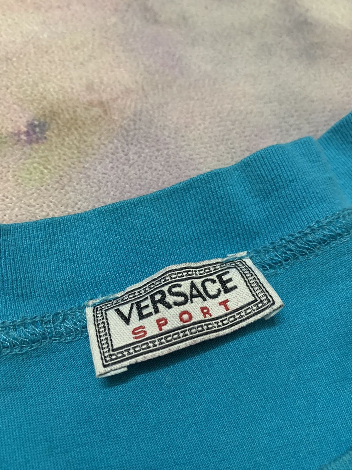 Versace Jeans Couture Vintage Versace Sun Tribe Reggae Art Tshirt Size US L / EU 52-54 / 3 - 4 Thumbnail