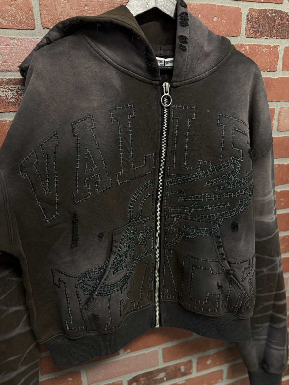 Vale Vale Valley Blacl Hoodie Zip Up Fade Distressed Size L Size US L / EU 52-54 / 3 - 8 Thumbnail