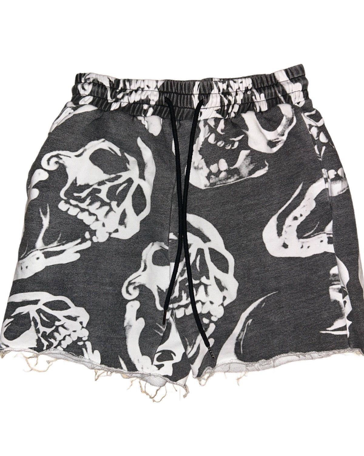 Japanese Brand Darkmode skulls short Size US 32 / EU 48 - 1 Preview
