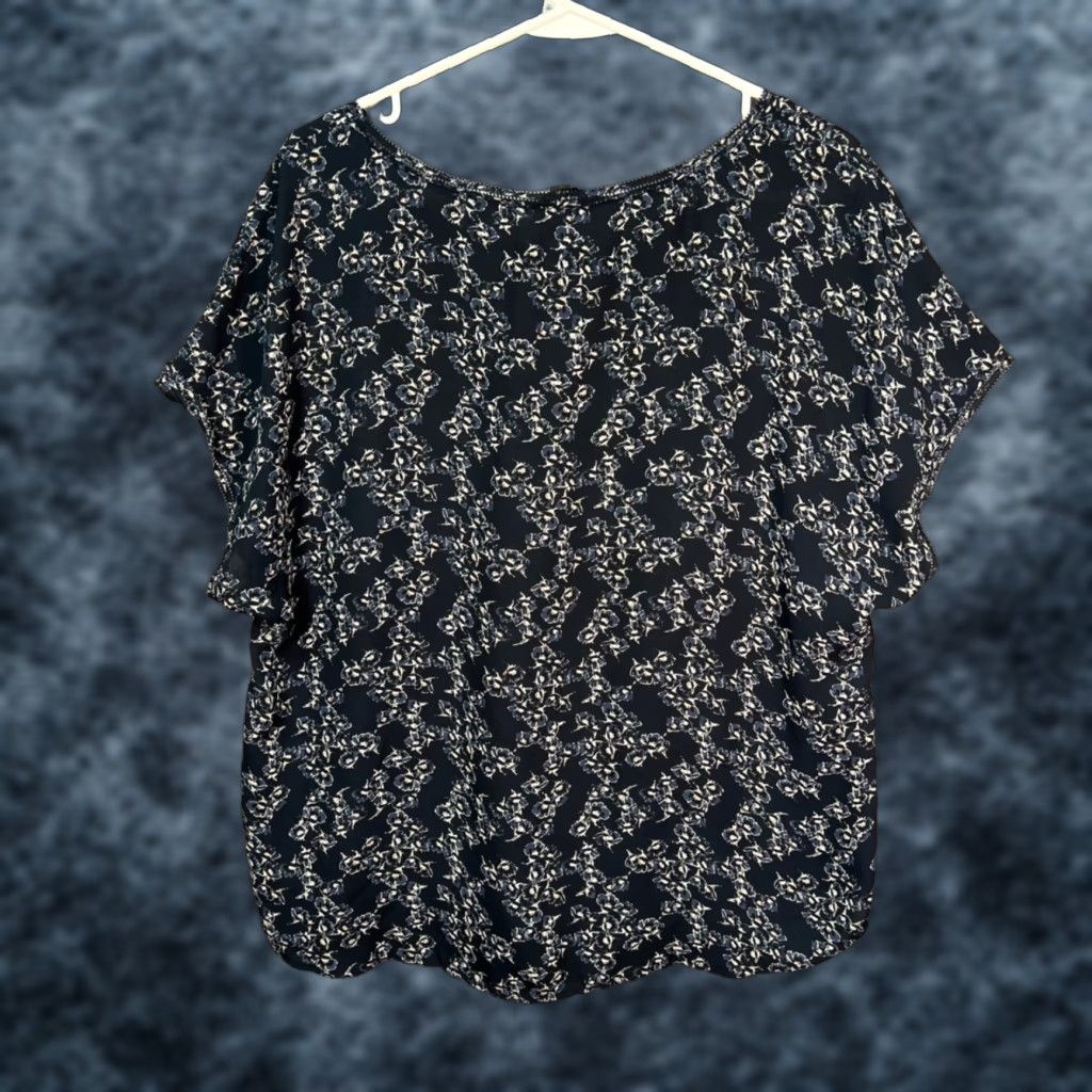 Banana Republic Banana Republic Womens Large Floral Navy Blue Short Sleeve Blouse Shirt Size L / US 10 / IT 46 - 1 Thumbnail