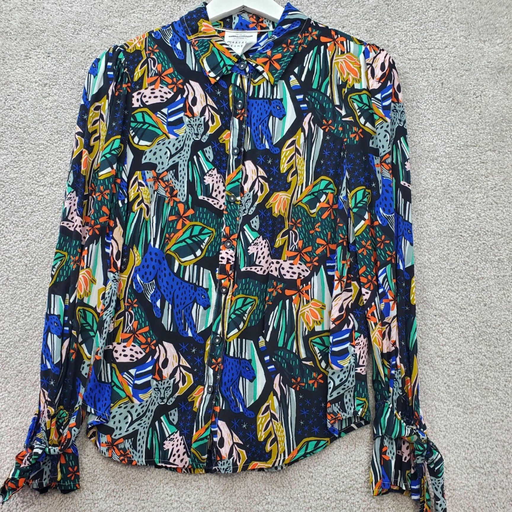 Anthropologie Anthropologie Margaret Jeane Leopard Jungle Print Viscose Button Up Blouse Sz 0 Size XS / US 0-2 / IT 36-38 - 2 Thumbnail