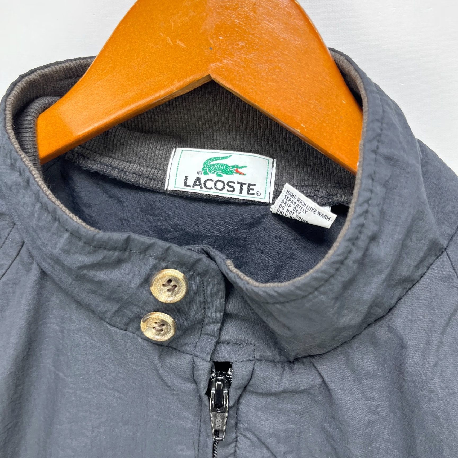 Lacoste VINTAGE Lacoste Windbreaker Jacket XL Black Men XL Nylon Lining Zip Style Windbreaker 90s Inspired Size US XL / EU 56 / 4 - 5 Thumbnail