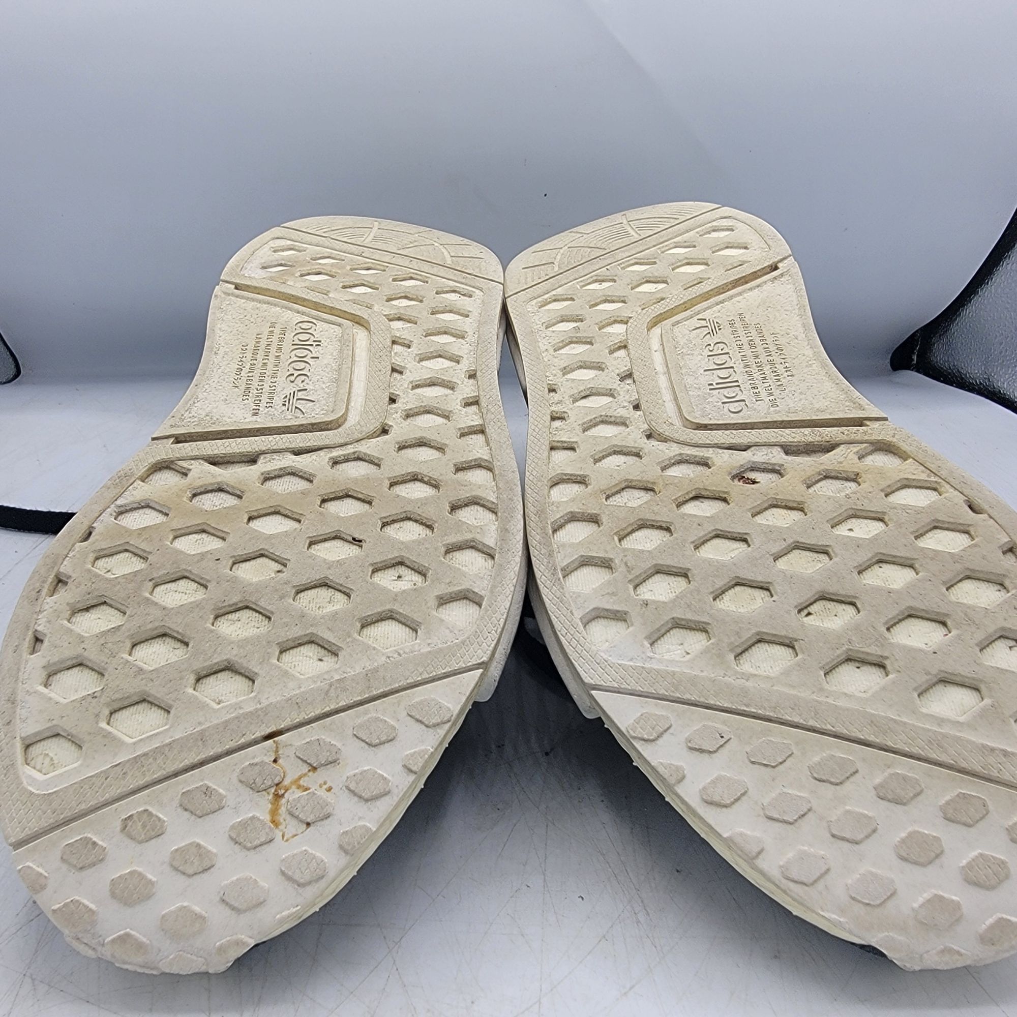 Adidas Adidas NMD R1 Womens 8 Black Sneaker Shoes Casual Outdoors A Size US 8 / IT 38 - 11 Thumbnail