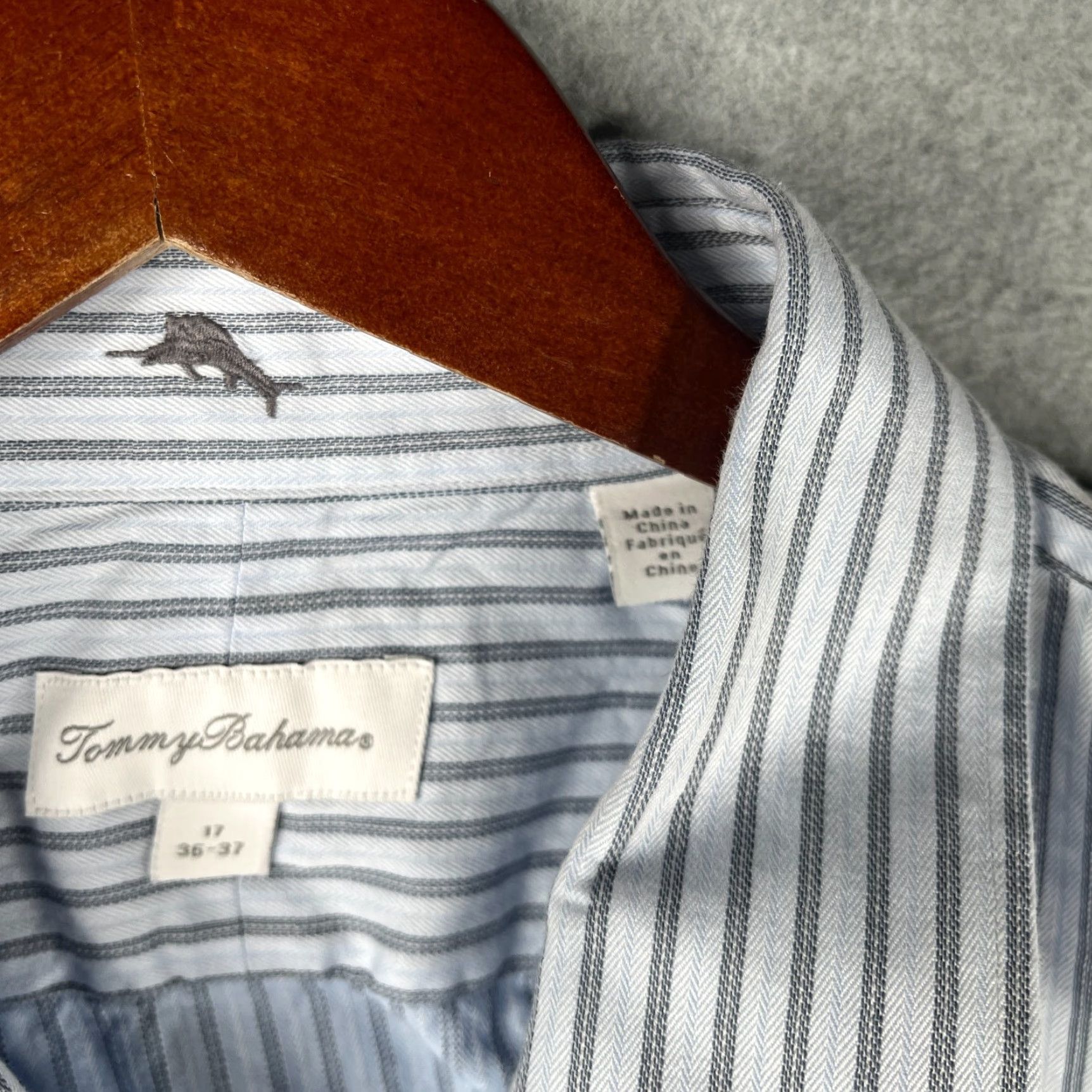 Tommy Bahama Tommy Bahama Shirt Dress Shirt White Gray Striped Long Sleeve Button Up Collared Mens Regular 17 Casual Modern Classic Size US XL / EU 56 / 4 - 5 Thumbnail