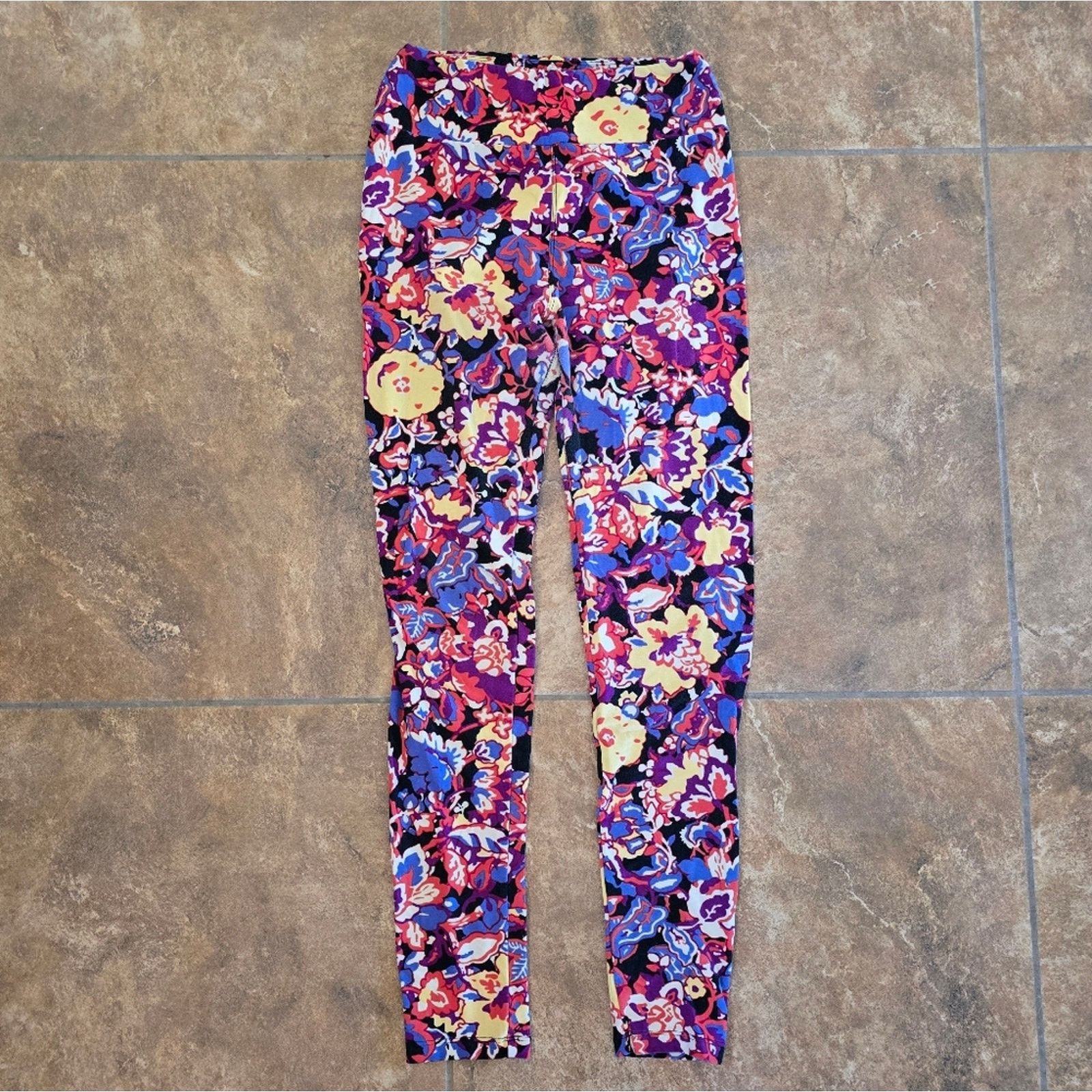 Other Multicolored Flower | LULAROE | High Waisted Legging Size 30" / US 8 / IT 44 - 1 Thumbnail