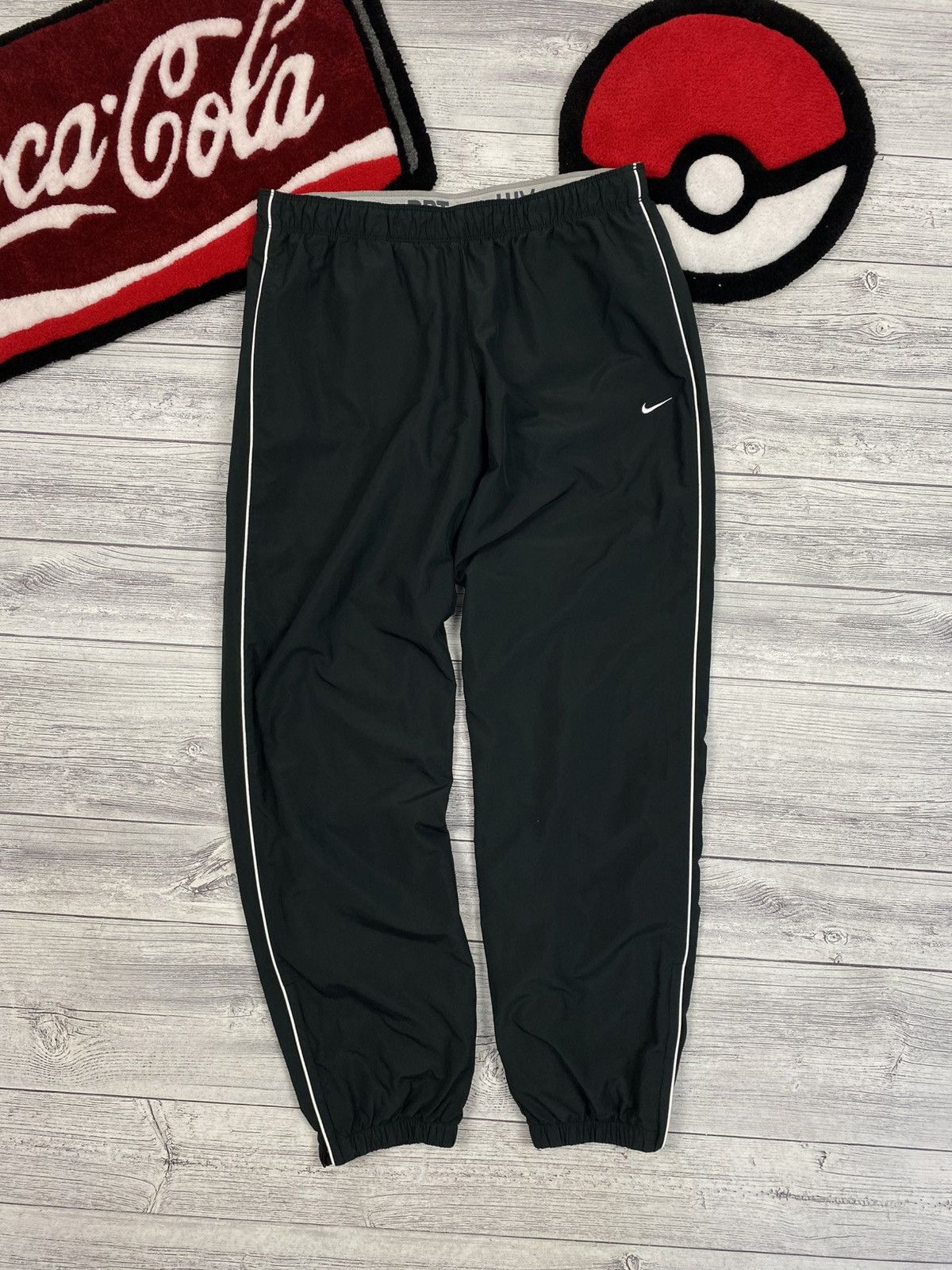 Nike Nike Vintage Nylon Pants Swoosh Drill Y2K Size M Size US 32 / EU 48 - 1 Thumbnail