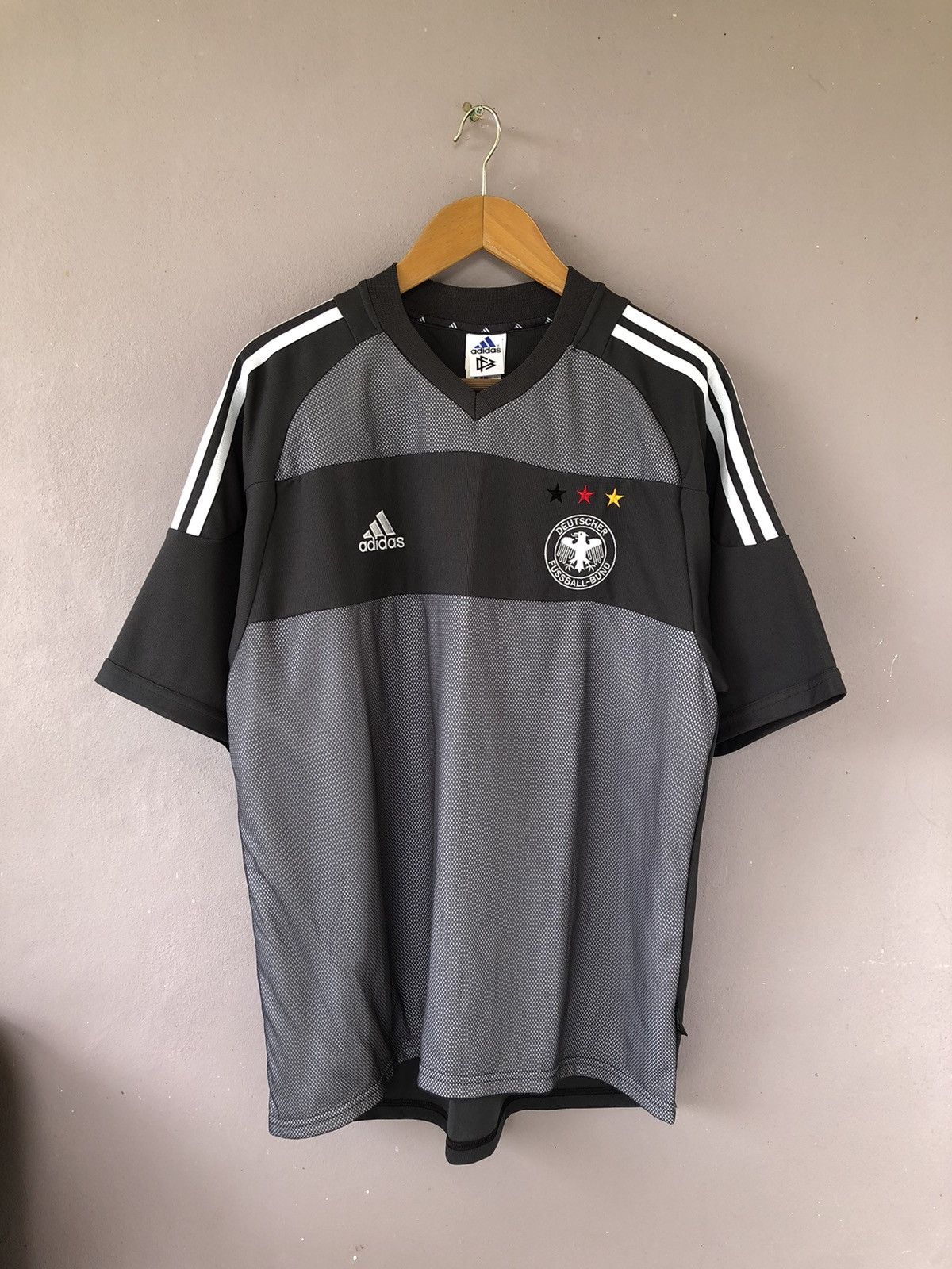 Adidas 2002-04 Germany Away Football Jersey Size US L / EU 52-54 / 3 - 1 Thumbnail