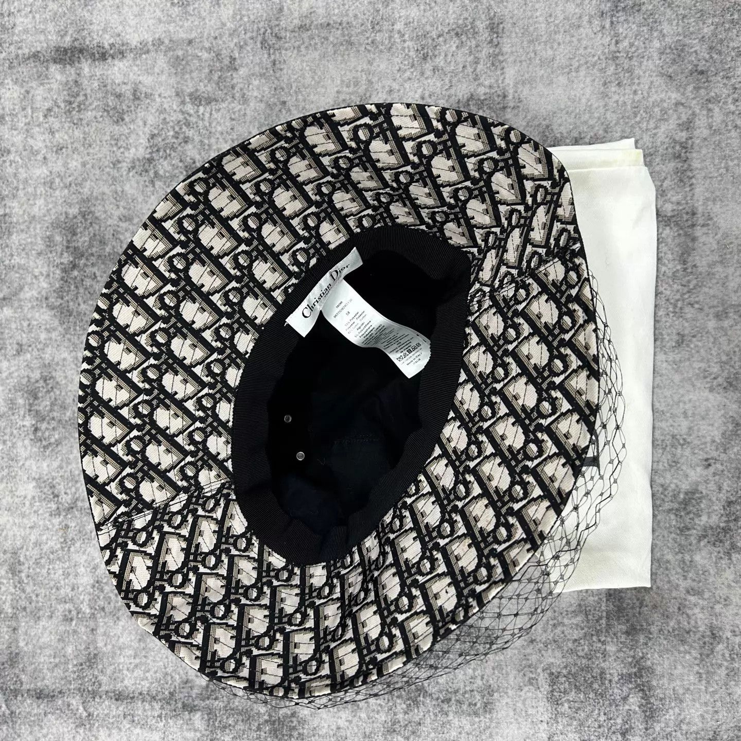 Dior Dior Lace Trim Fisherman Hat 58cm Size ONE SIZE - 3 Thumbnail