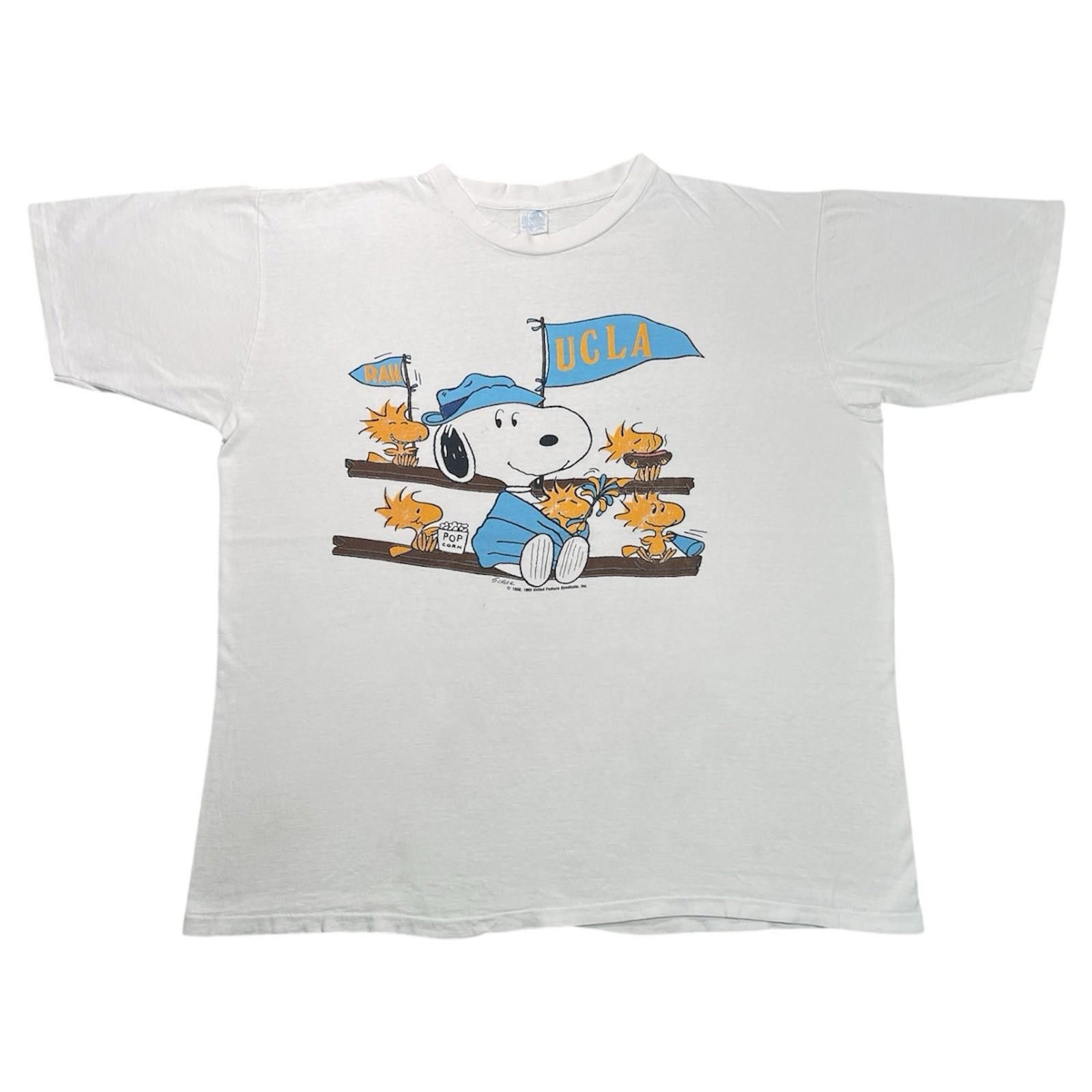 Peanuts 1980s Snoopy UCLA White T-Shirt USA Single Stitch Large Size US L / EU 52-54 / 3 - 1 Thumbnail