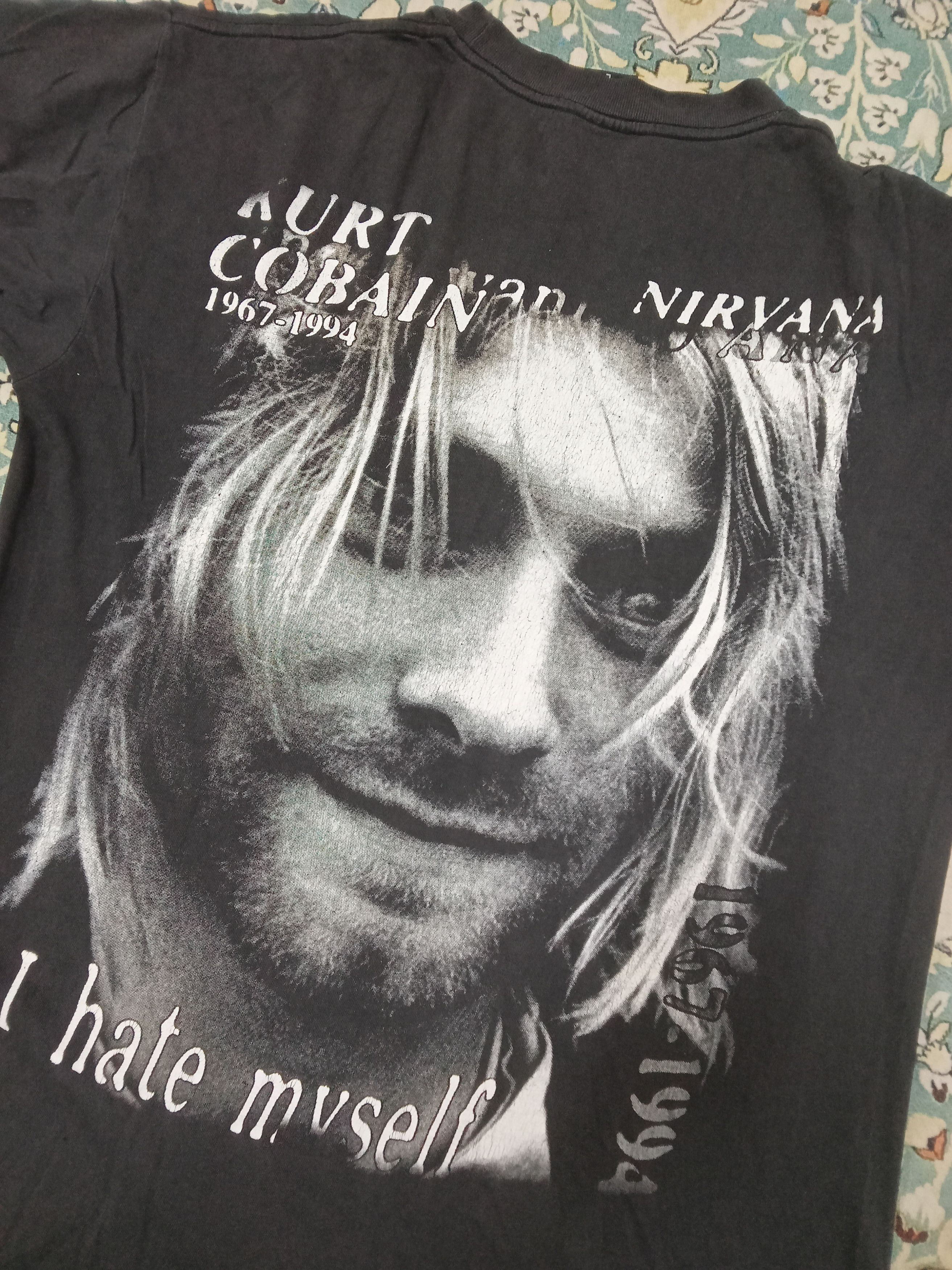 Band Tees Kurt Cobain Nirvana Vintage Distressed Bootleg T Shirt Size US L / EU 52-54 / 3 - 2 Thumbnail