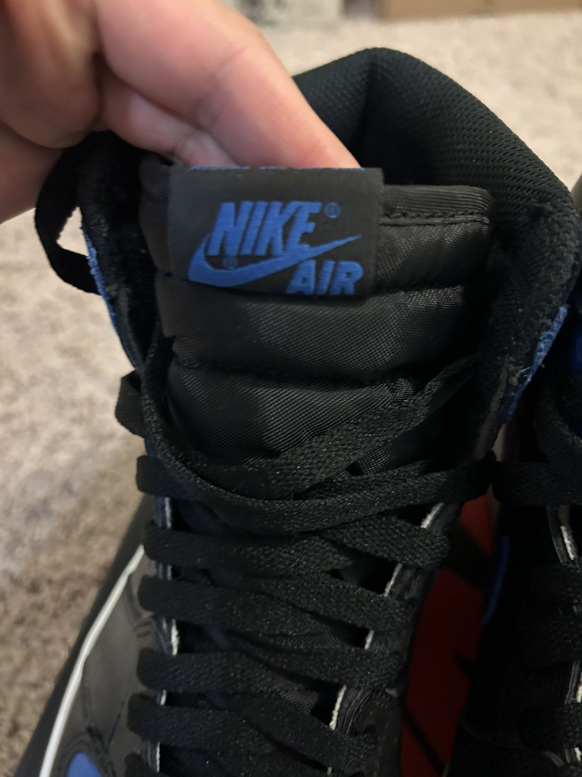 Jordan Brand Jordan 1 Retro OG Royal 2017 - Size 9 Size US 9 / EU 42 - 8 Thumbnail