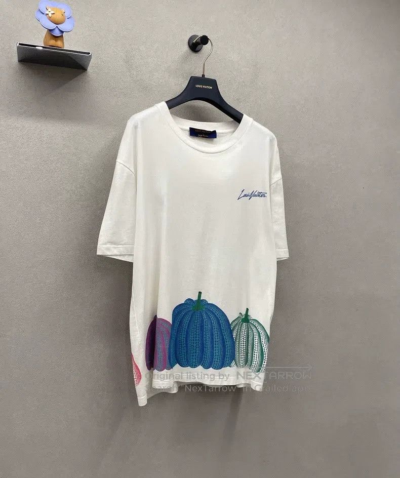 Louis Vuitton Louis Vuitton Logo Pumpkin Print Crew Neck Short Sleeve Size US XL / EU 56 / 4 - 3 Thumbnail