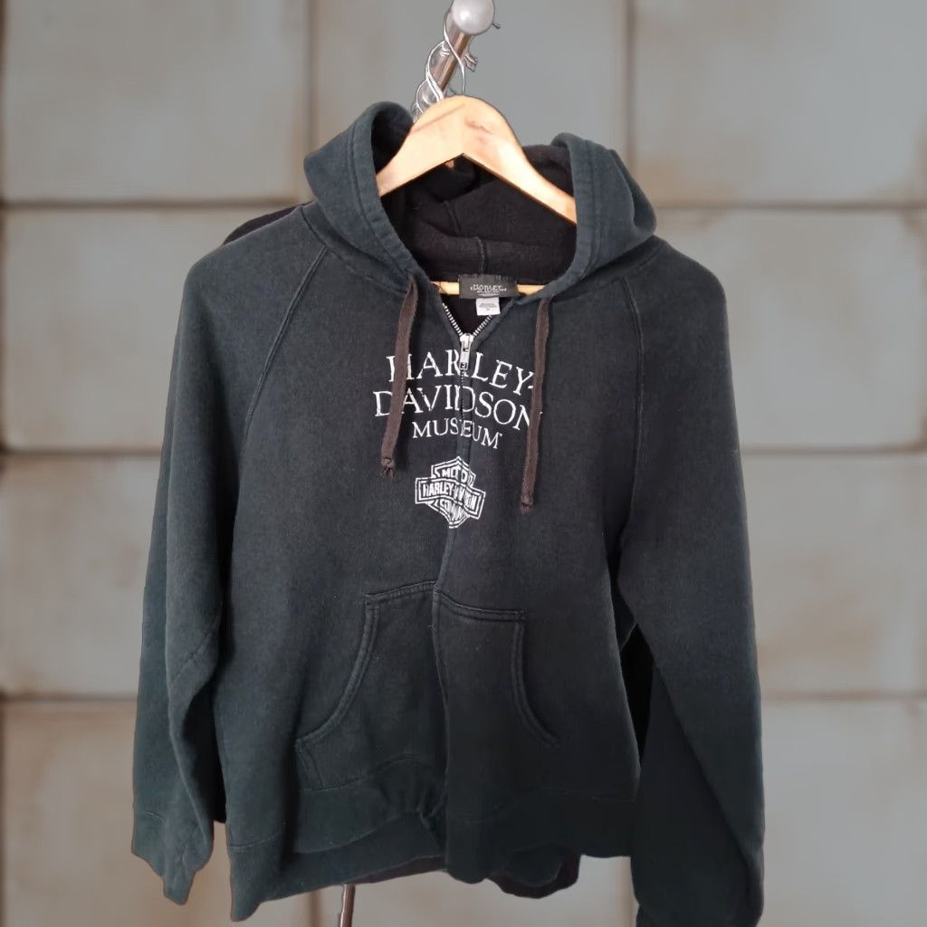 Harley Davidson VINTAGE Harley-Davidson Museum Hoodie Zip Up Ladies XL Black Womens Hoodie Full Zip Motorcycle Biker American 90s? Size XL / US 12-14 / IT 48-50 - 1 Thumbnail