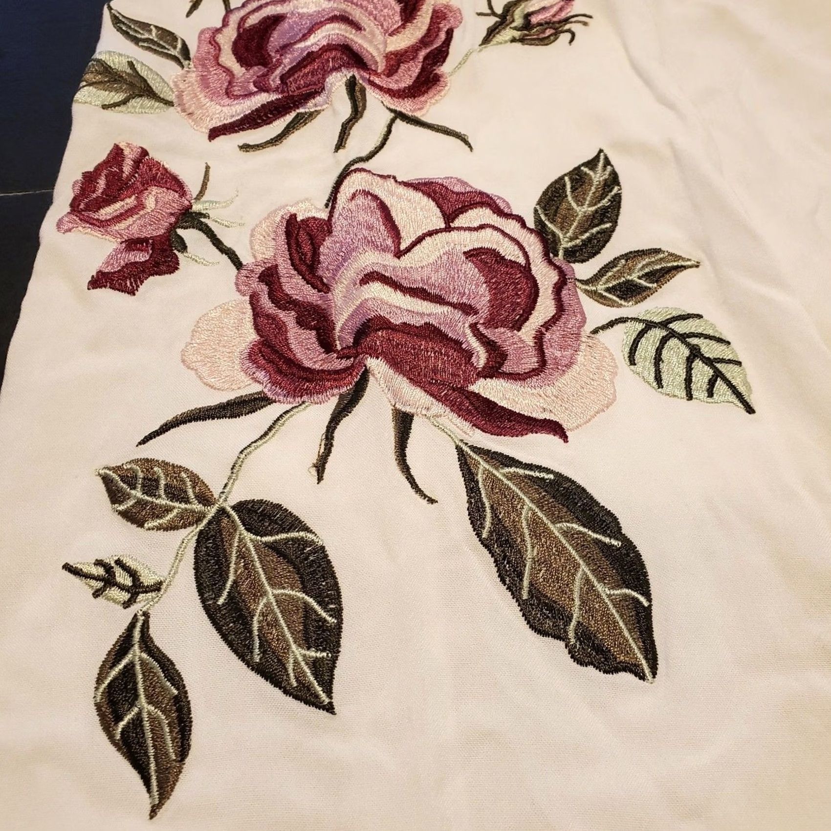 Vintage Cupcakes and Cashmere Blouse Floral Embroidered Detail White Crew Neck Long Sleeve Size M Womens Size M / US 6-8 / IT 42-44 - 5 Thumbnail