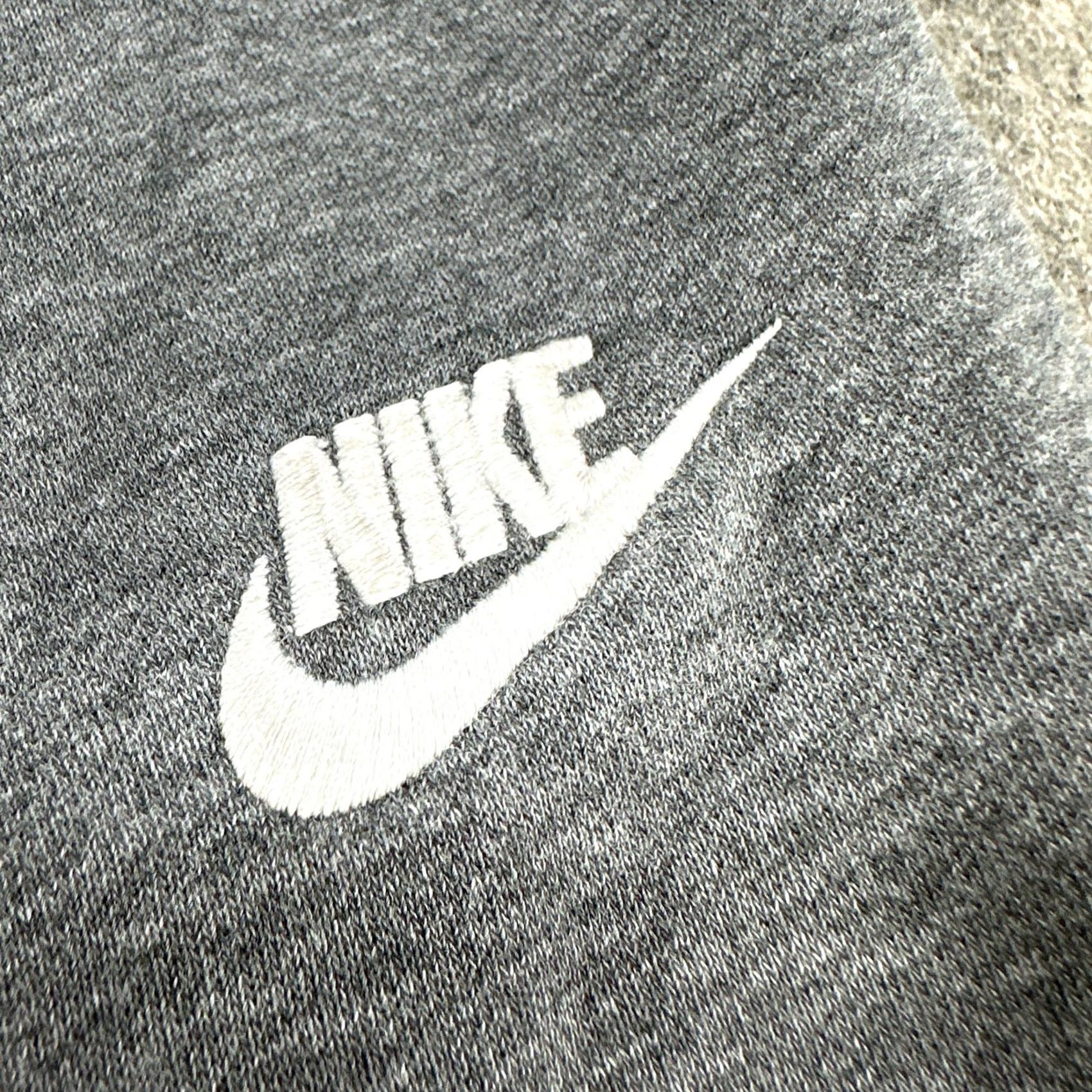 Nike Nike Sweatpants Mens M Grey Club Fleece Straight Leg Swoosh Baggy Cotton Y2K Size US 31 - 2 Thumbnail