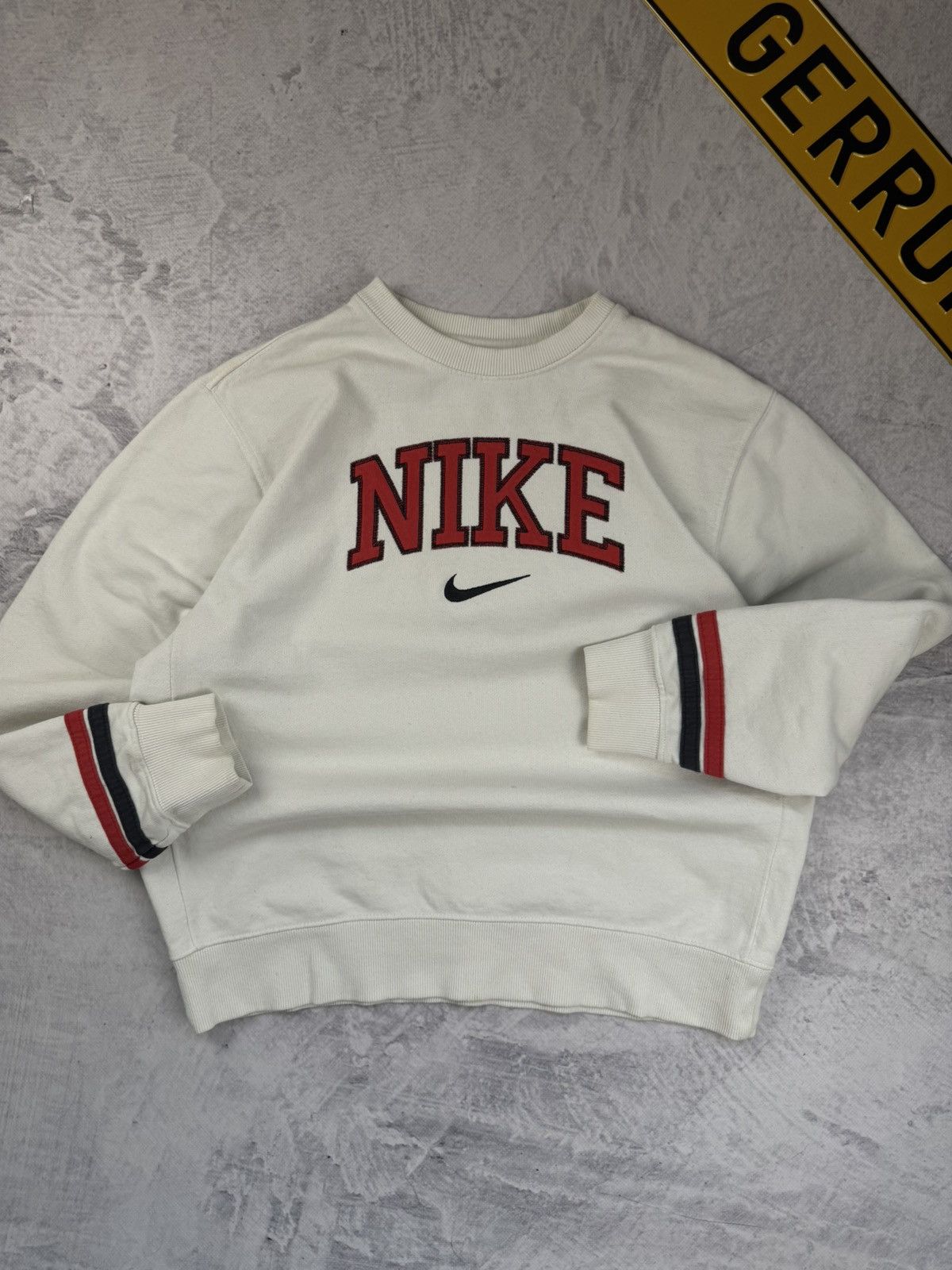 Nike × Vintage NIKE VINTAGE CENTER LOGO OVERSIZE BOXY SWEATSHIRT Size US M / EU 48-50 / 2 - 3 Thumbnail