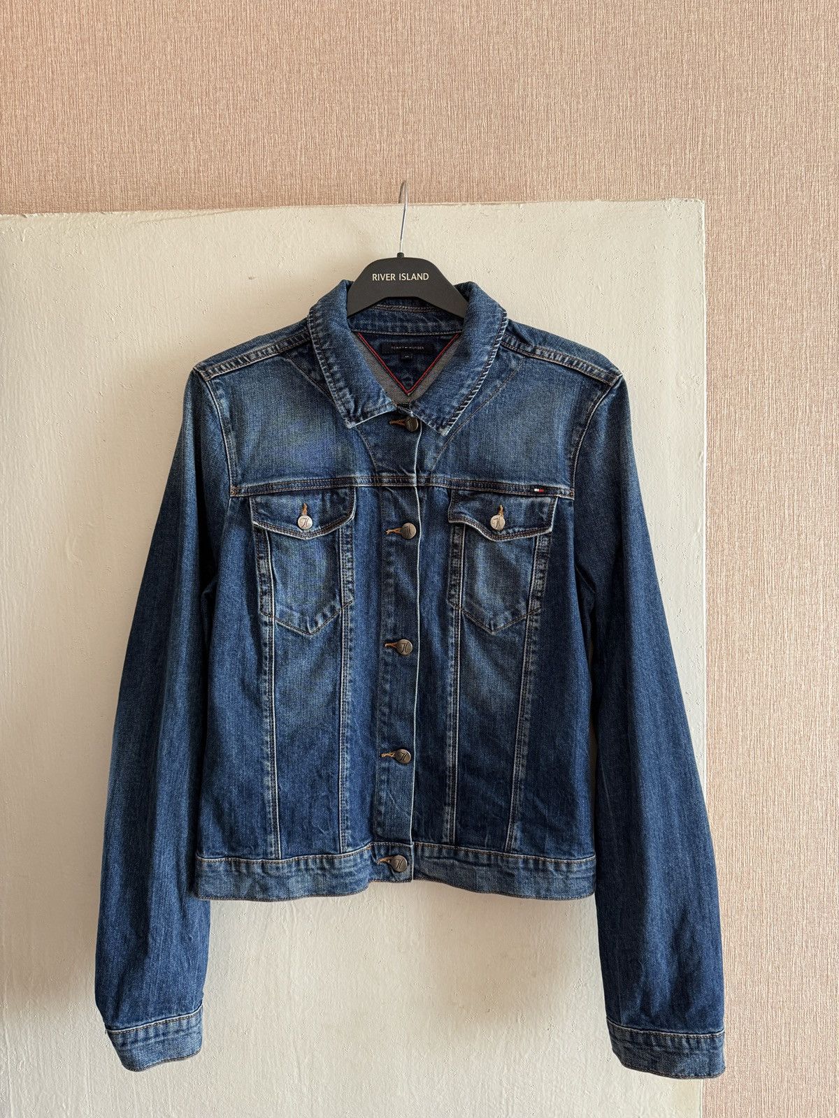 Tommy Hilfiger Vintage Tommy Hilfiger Denim Jacket Women Classic Trucker Size M / US 6-8 / IT 42-44 - 2 Thumbnail