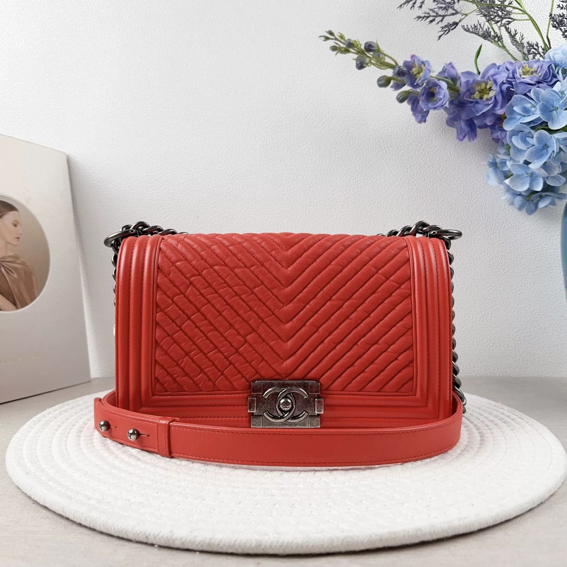 Chanel Pre-loved Bag Very good condition Size ONE SIZE - 1 Thumbnail