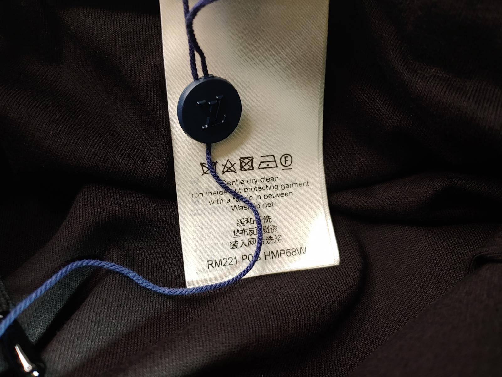 Louis Vuitton Louis Vuitton Nylon Trackpants in Blue Size US 40 / EU 56 - 8 Thumbnail