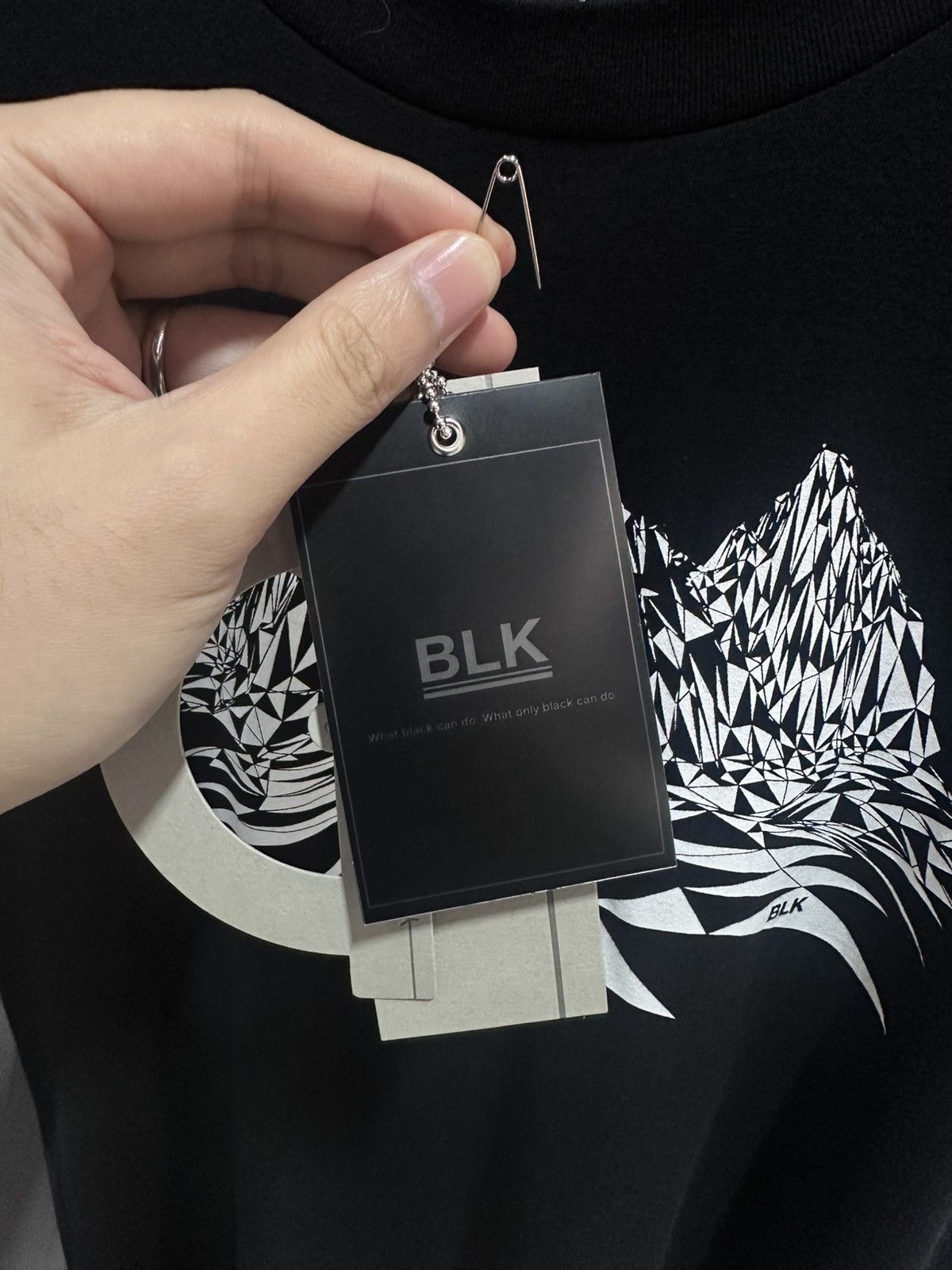White Mountaineering White mountaineering BLK series Mountain Tee Size US M / EU 48-50 / 2 - 6 Thumbnail