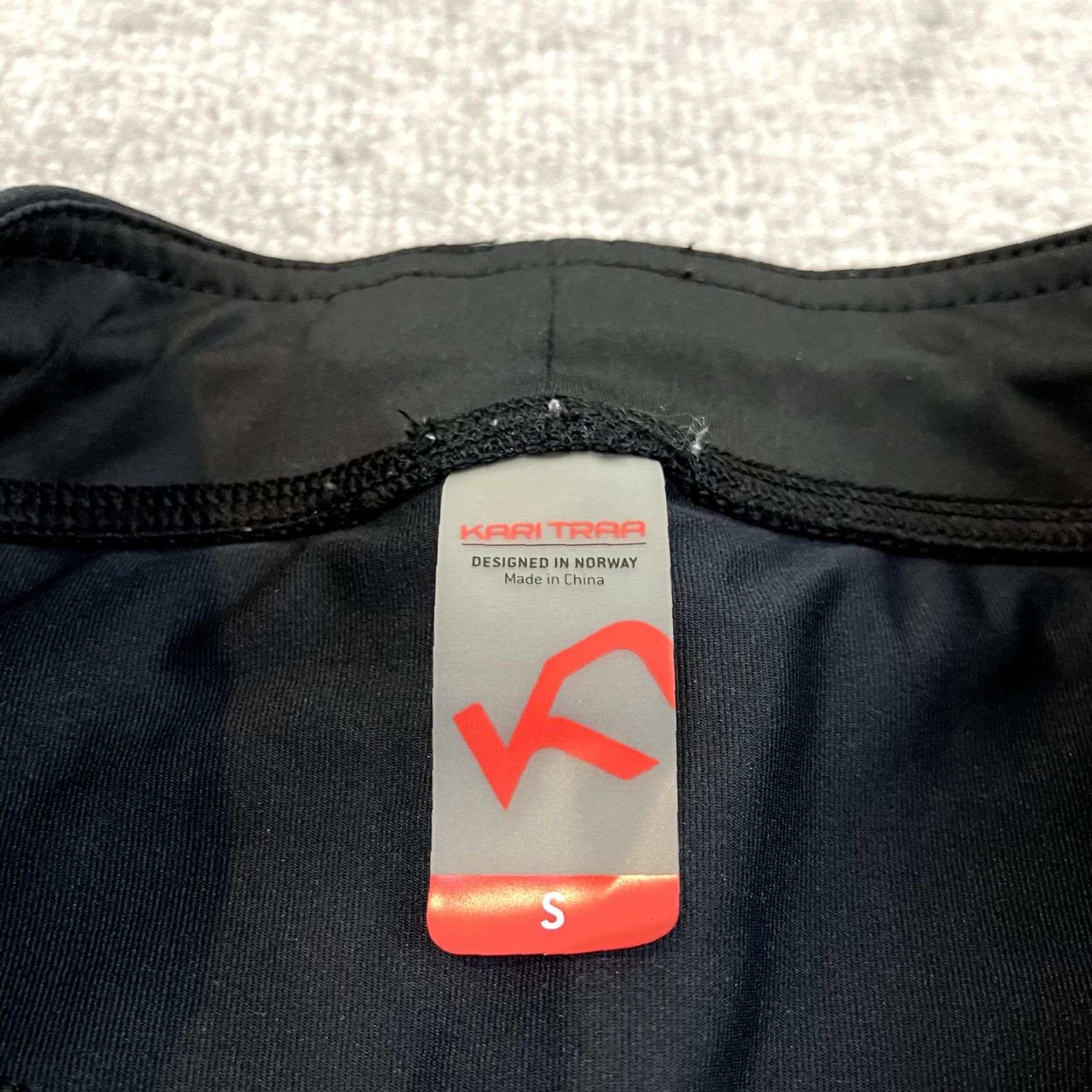 Lululemon KARI TRAA Leggings Women Small Black Ankle Zip Reflective Low Rise Waist Stretch Size 28" / US 6 / IT 42 - 2 Thumbnail