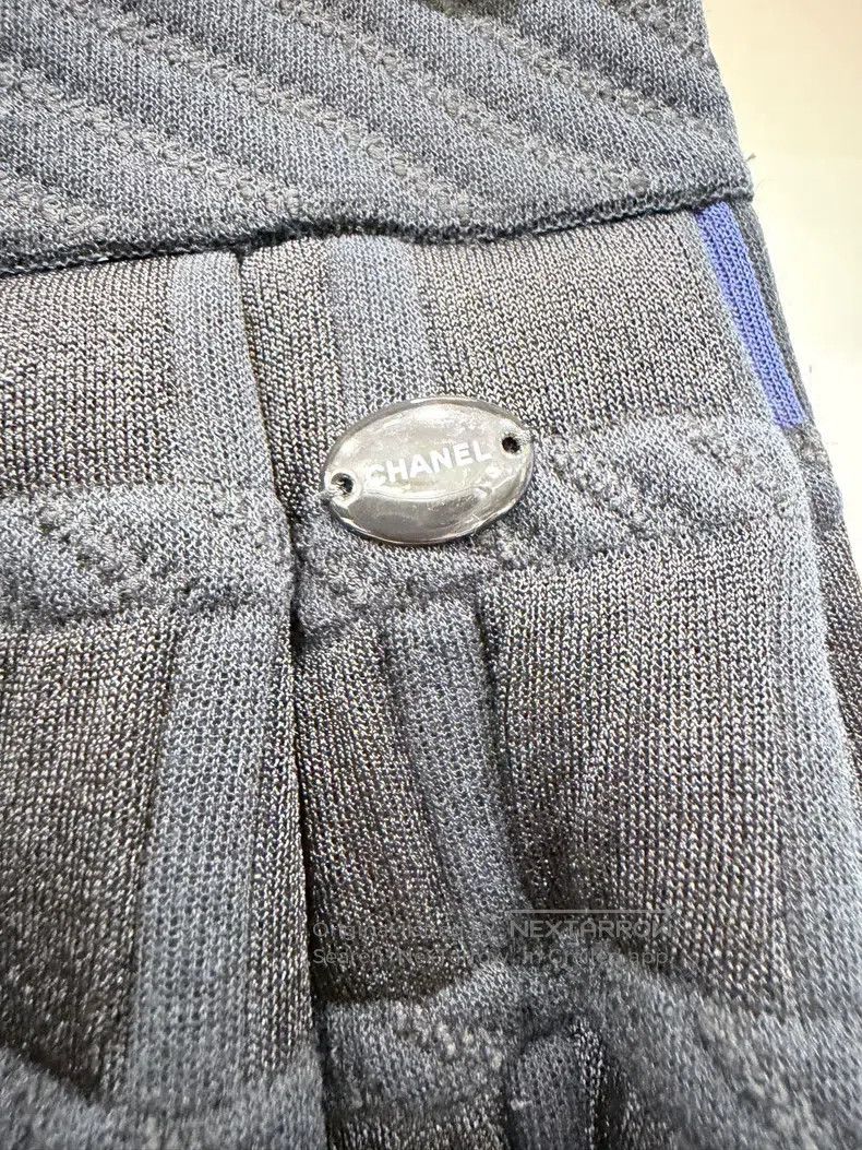 Chanel Chanel Black and blue and purple skirt Size 25" / US 0 / IT 36 - 2 Thumbnail
