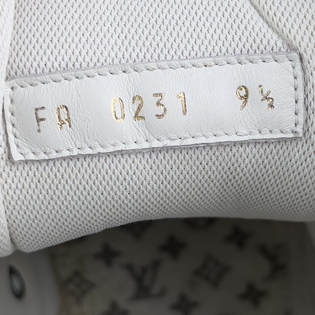 Louis Vuitton Louis Vuitton Rivoli Monogram High Sneaker Leather Size US 10.5 / EU 43-44 - 3 Thumbnail