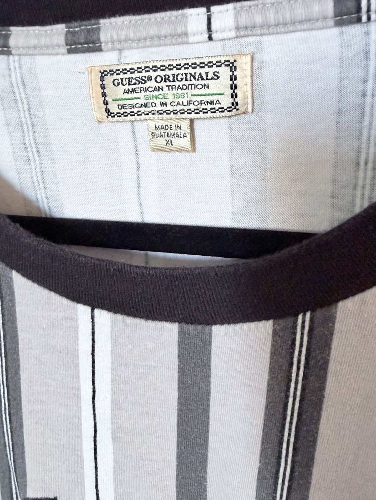 Guess GUESS ORIGINALS Size US XL / EU 56 / 4 - 3 Thumbnail