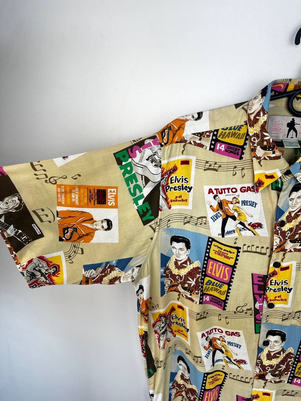 Vintage Elvis Presley 90s band shirt size M Size US M / EU 48-50 / 2 - 4 Thumbnail