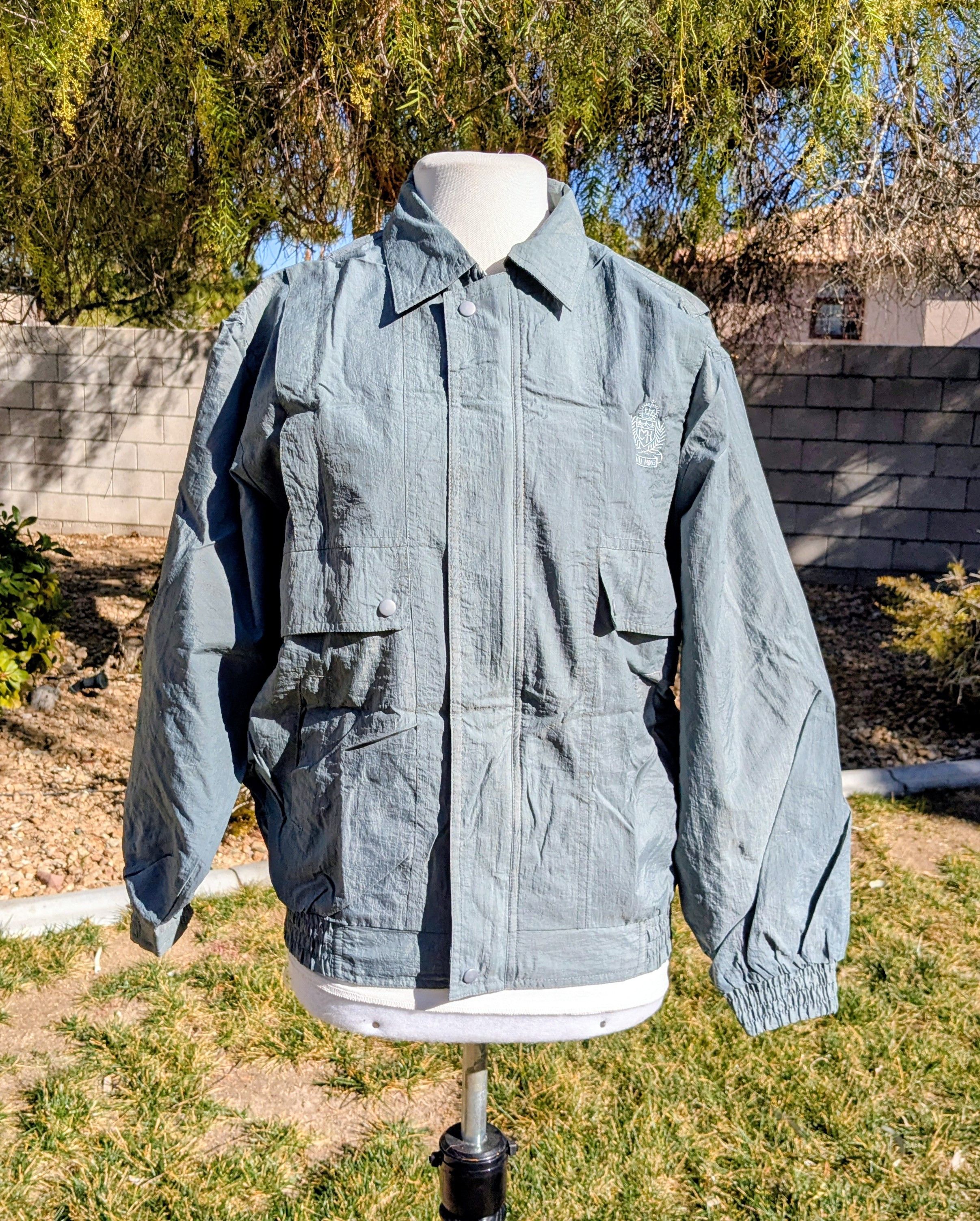 Vintage Women's Petite Windbreaker Zip-Up Bomber Jacket Light Coat Size M / US 6-8 / IT 42-44 - 1 Thumbnail