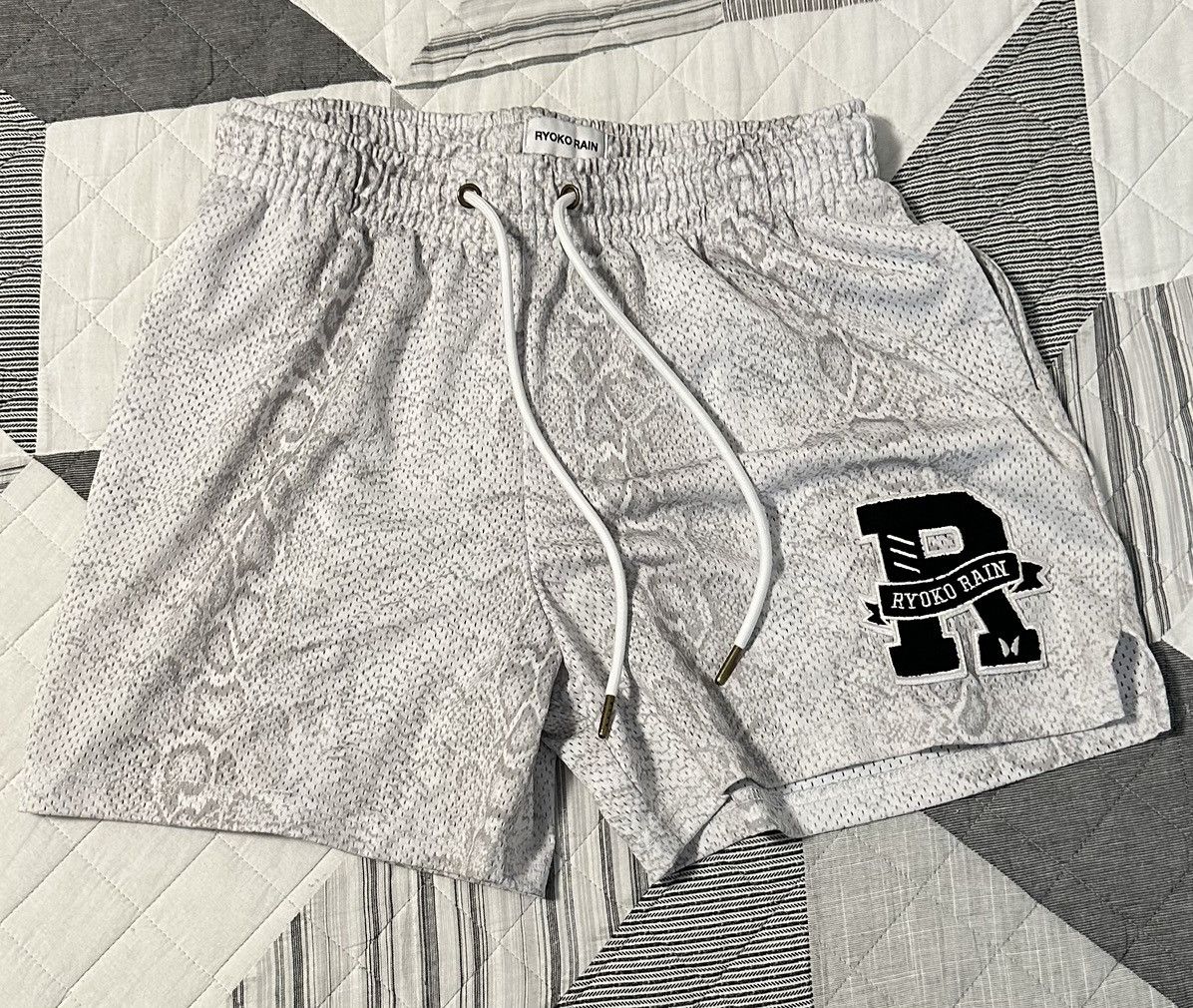 Ryoko Rain Ryoko Rain Mamba Day Snakeskin Shorts Size US 32 / EU 48 - 1 Thumbnail