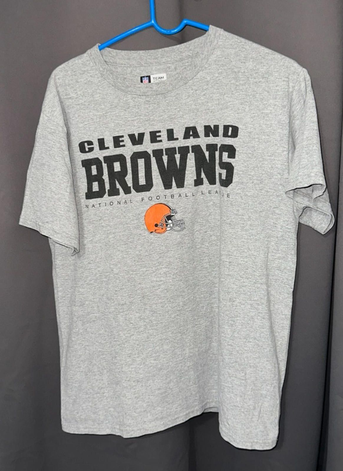 NFL Cleveland Browns NFL Team Apparel T-Shirt M Gray Helmet Logo Size US M / EU 48-50 / 2 - 3 Thumbnail