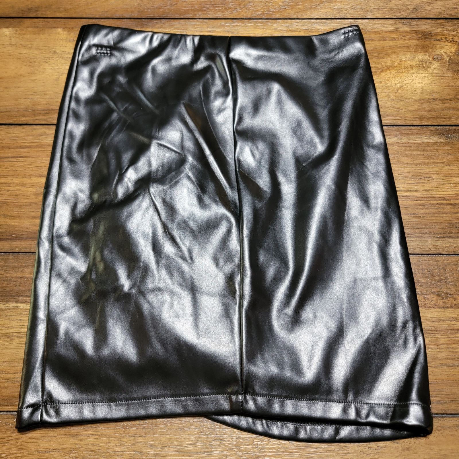 Other Canton Walker Faux Leather Black Mini Skirt - Size XS NWT Size 24" / US 00 / IT 34 - 2 Thumbnail